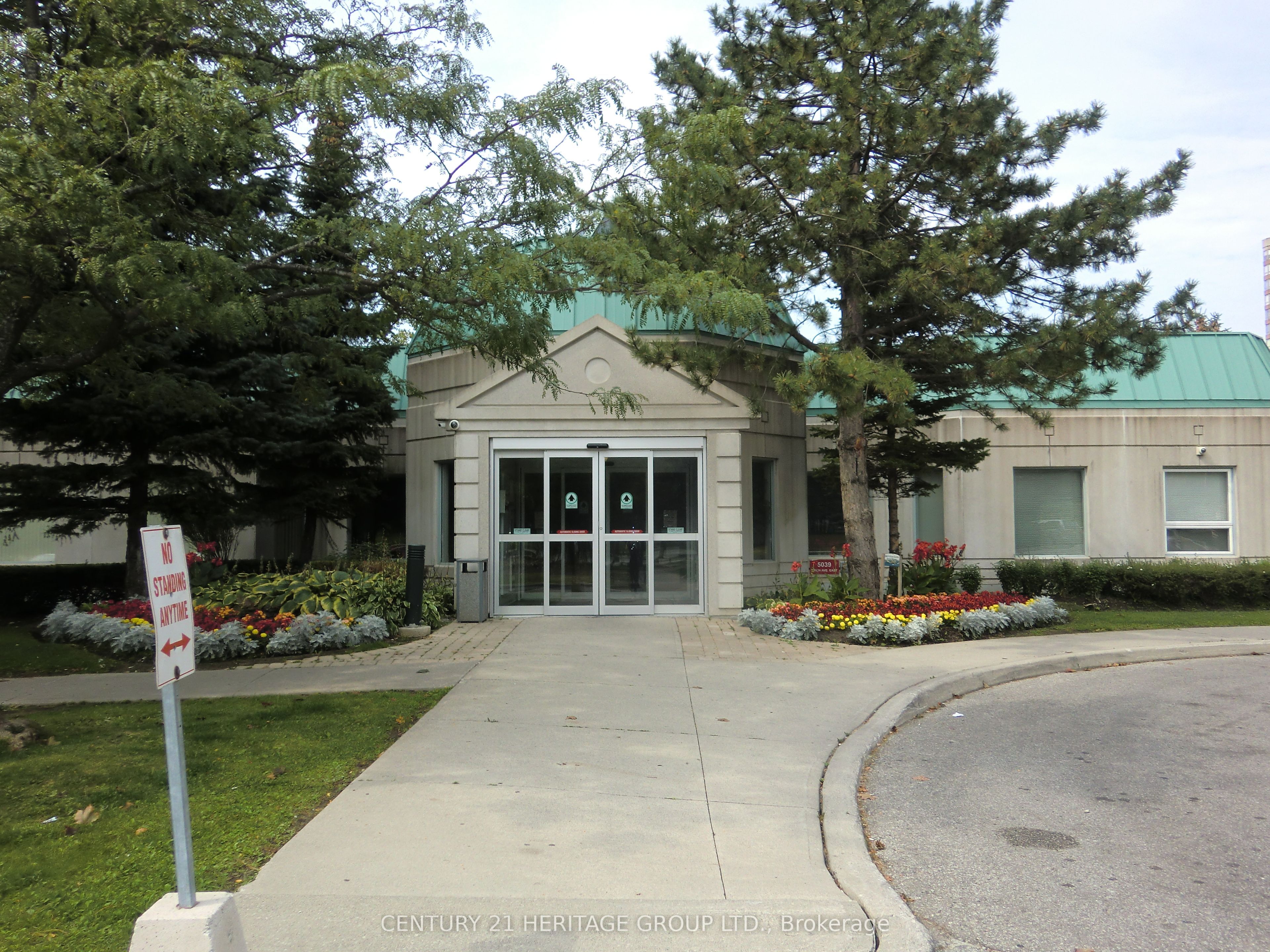 5039 Finch Avenue E 1203, Toronto, ON M1S 5L6