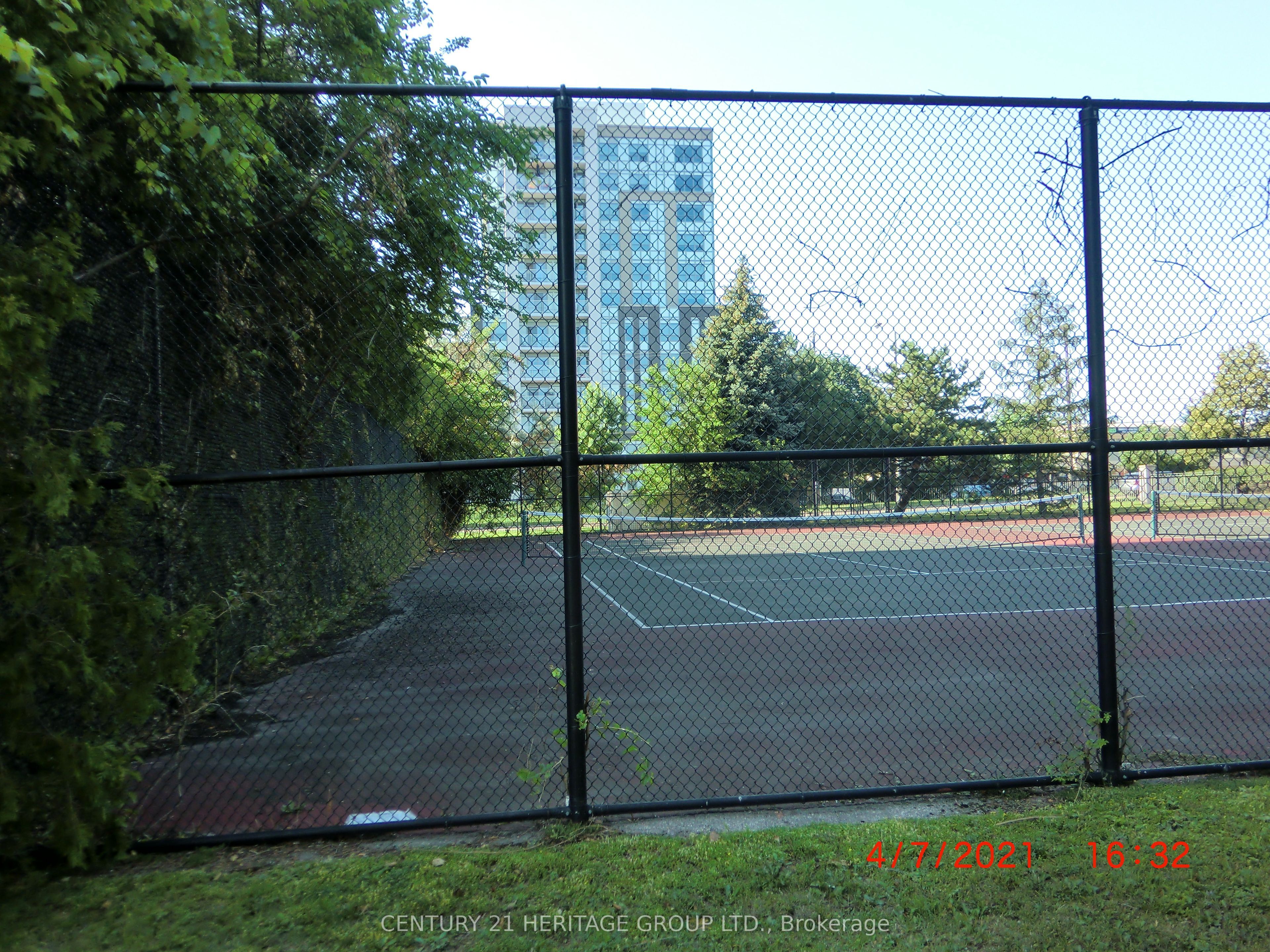 5039 Finch Avenue E 1203, Toronto, ON M1S 5L6 photo 5