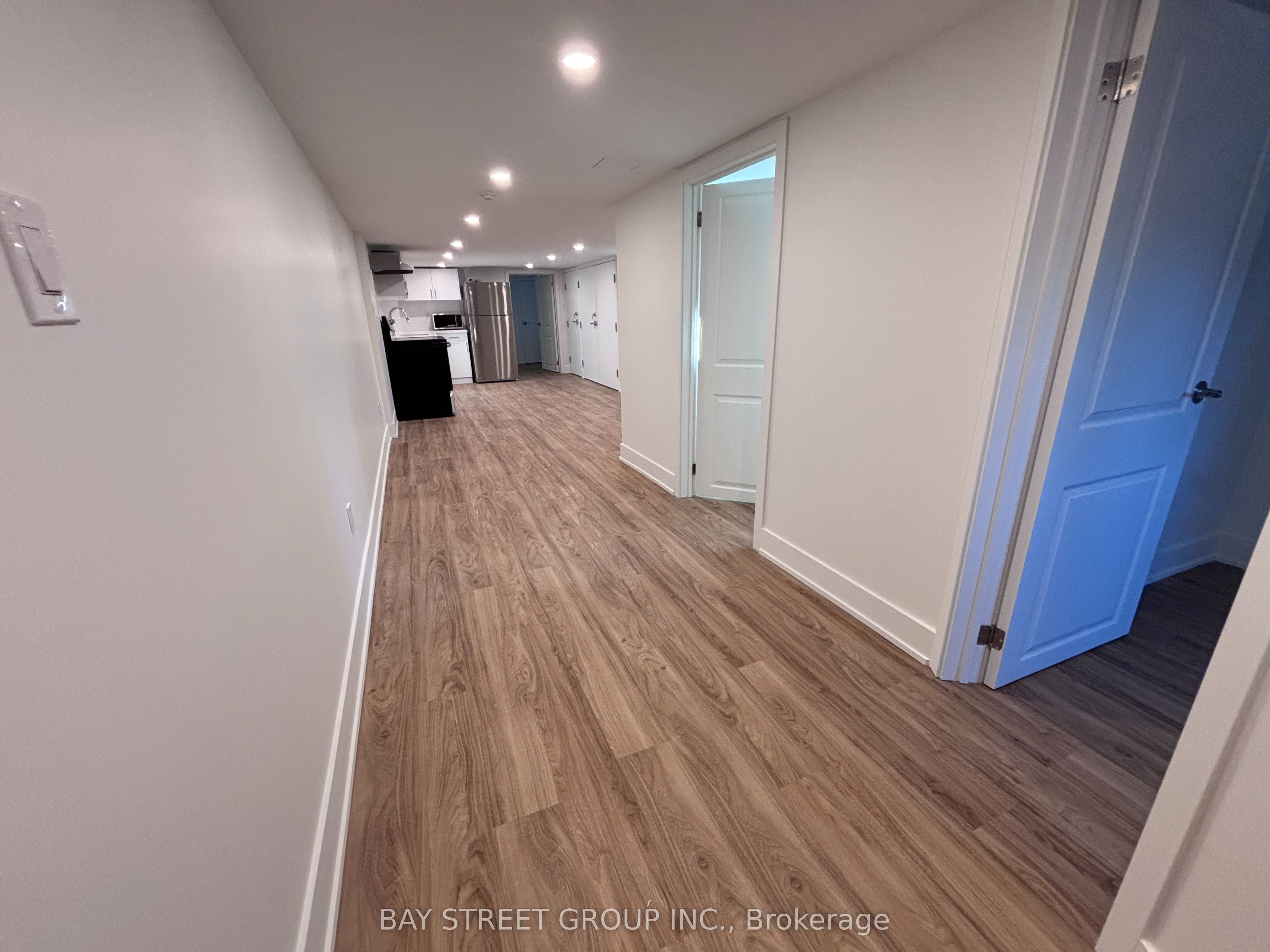 1311 Pape Avenue 10, Toronto, ON M4K 3W9 photo 2