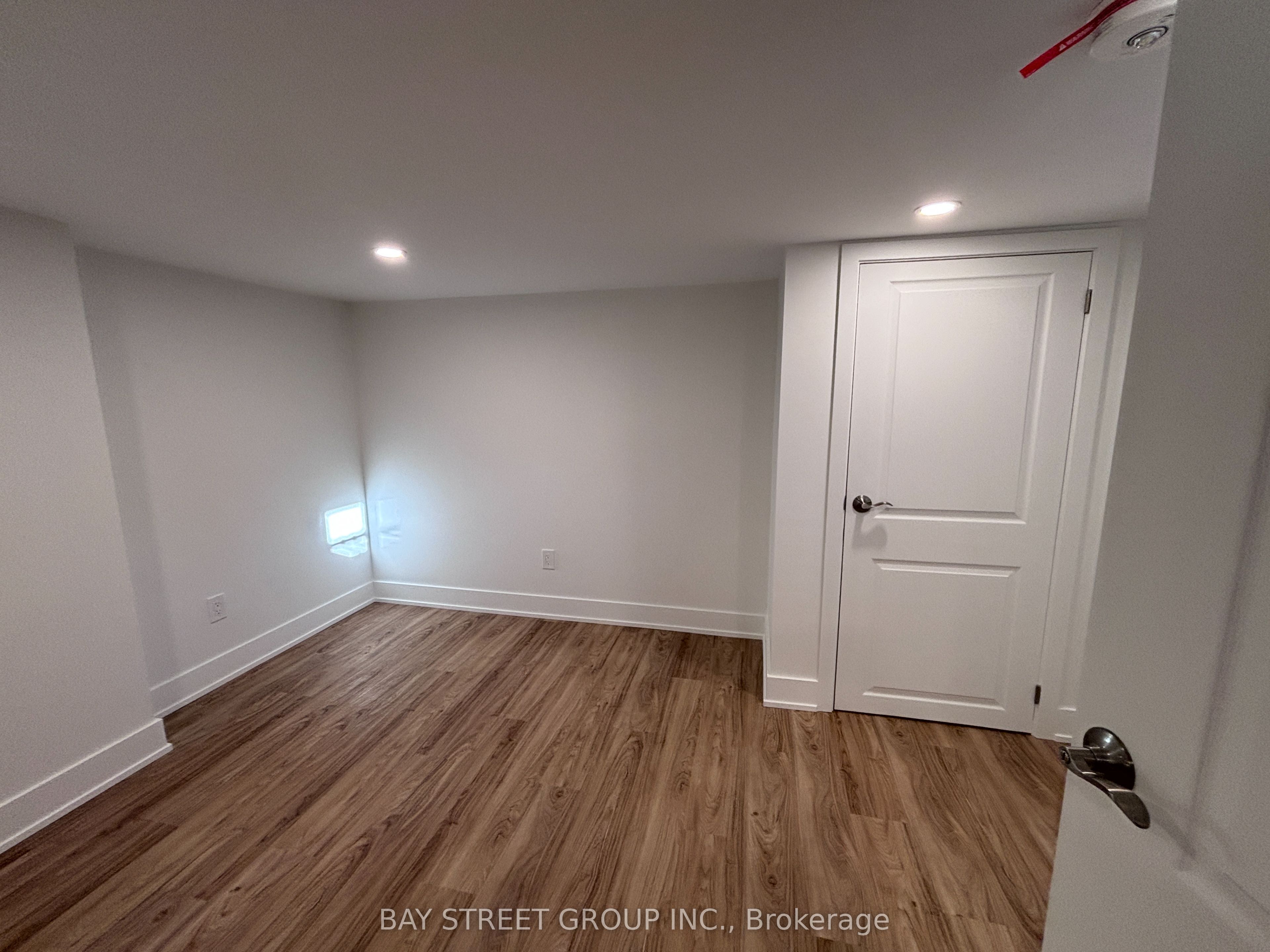1311 Pape Avenue 10, Toronto, ON M4K 3W9 photo 5