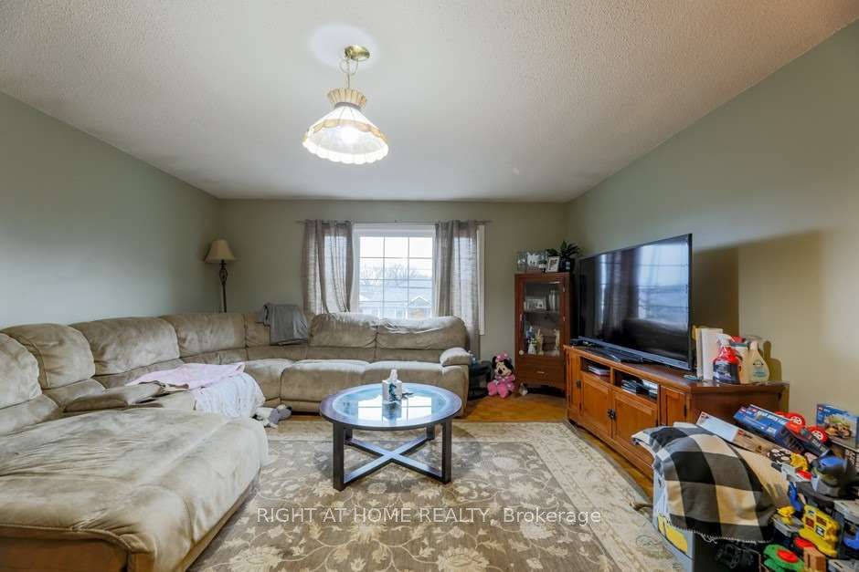 58 Park Street, Toronto, ON M1N 2N7 photo 5