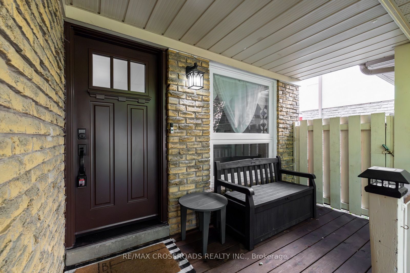 24 Harrison Court, Whitby, ON L1N 6E2 photo 4