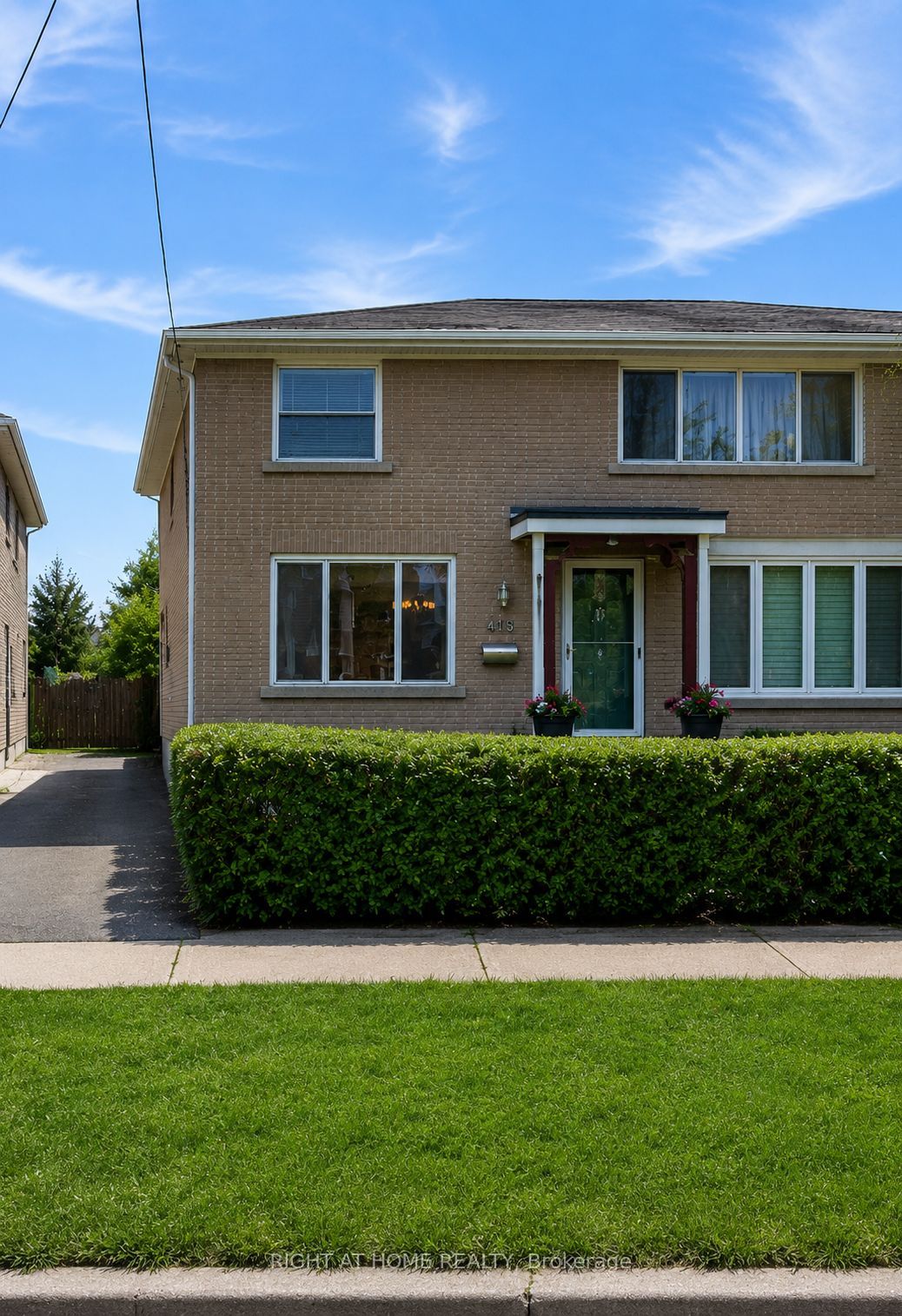 139 Vauxhall Drive, Toronto, ON M1P 1R5 photo 2