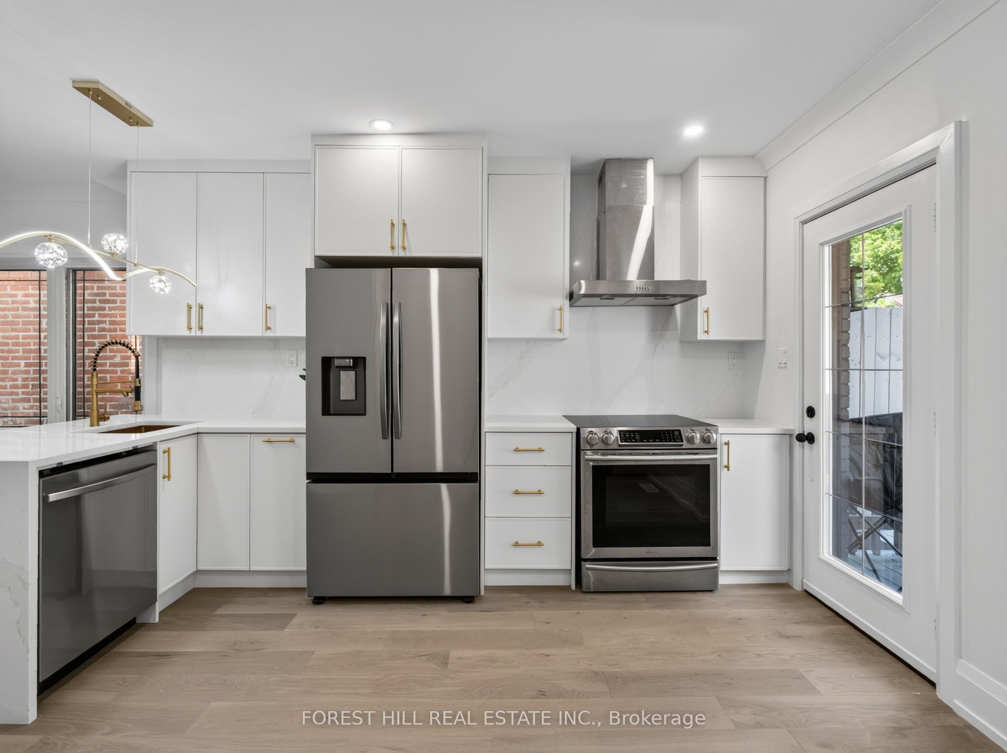 54 Chatham Avenue, Toronto, ON M4J 1K6 photo 5
