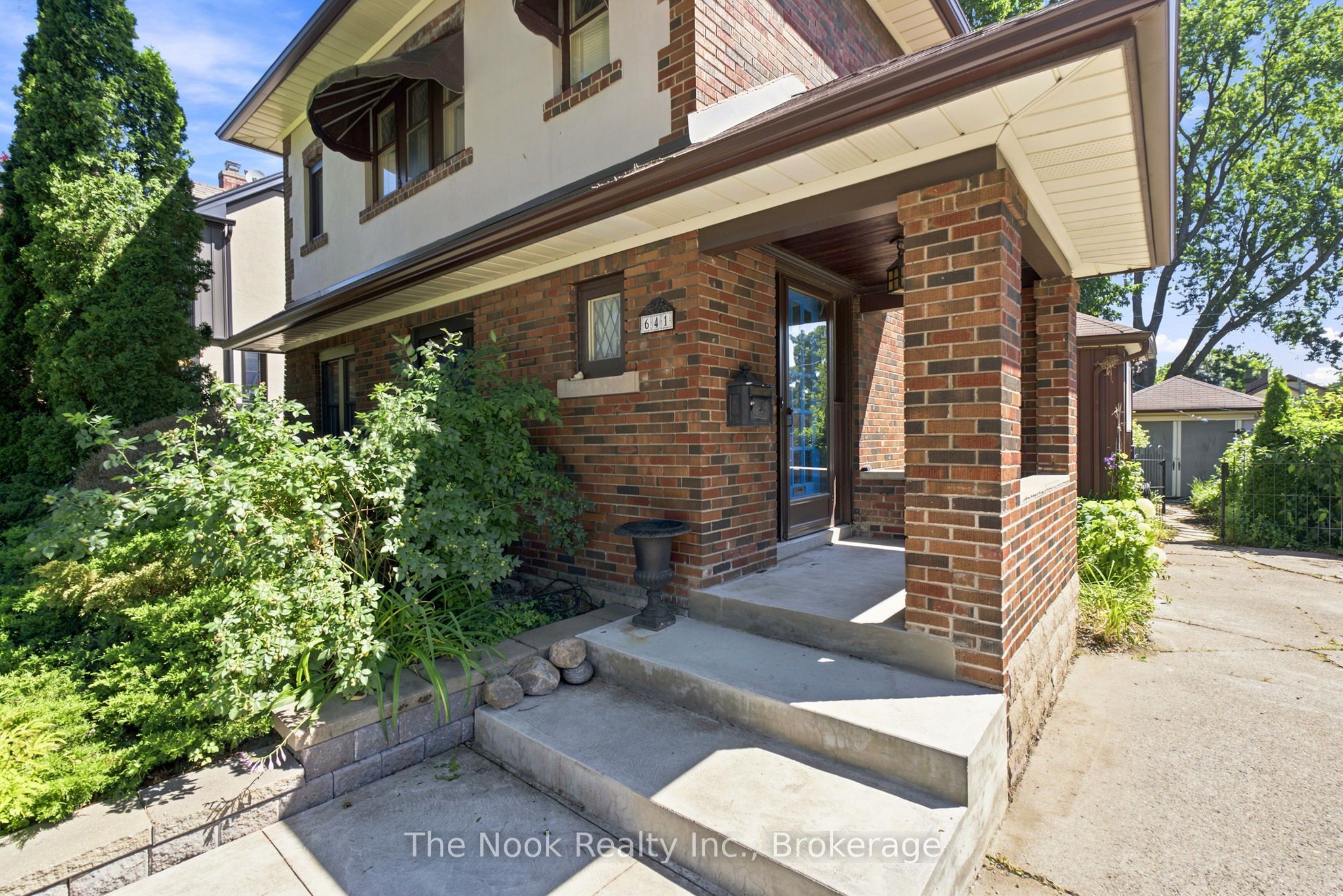 641 Masson Street, Oshawa, ON L1G 5A4 photo 3