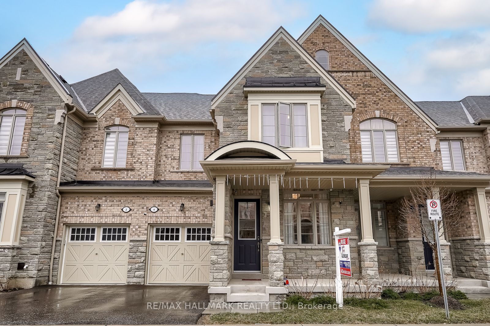 4 Hickling Lane, Ajax, ON L1T 0N6 photo 4
