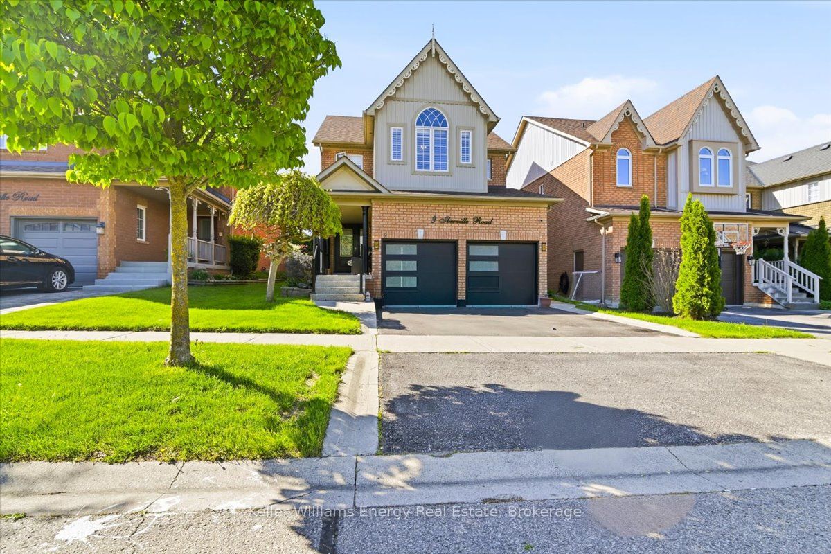 9 Iberville Road W, Whitby, ON L1M 1H5 photo 2