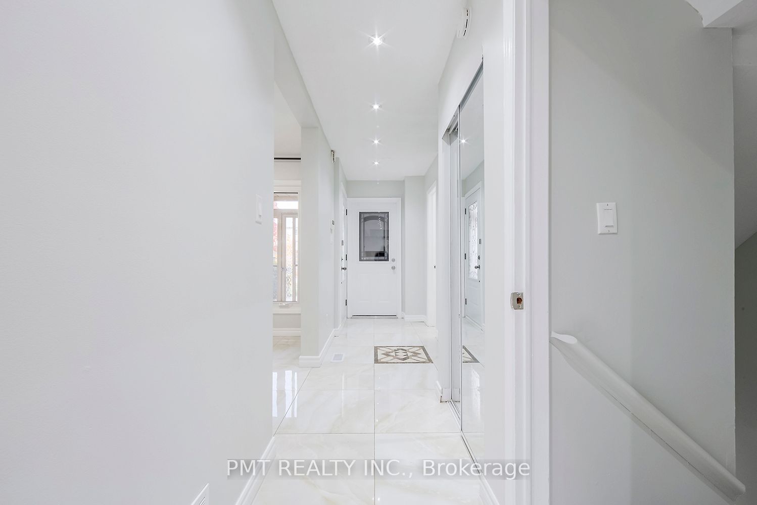 26 Granada Crescent, Toronto, ON M1B 2H5 photo 5
