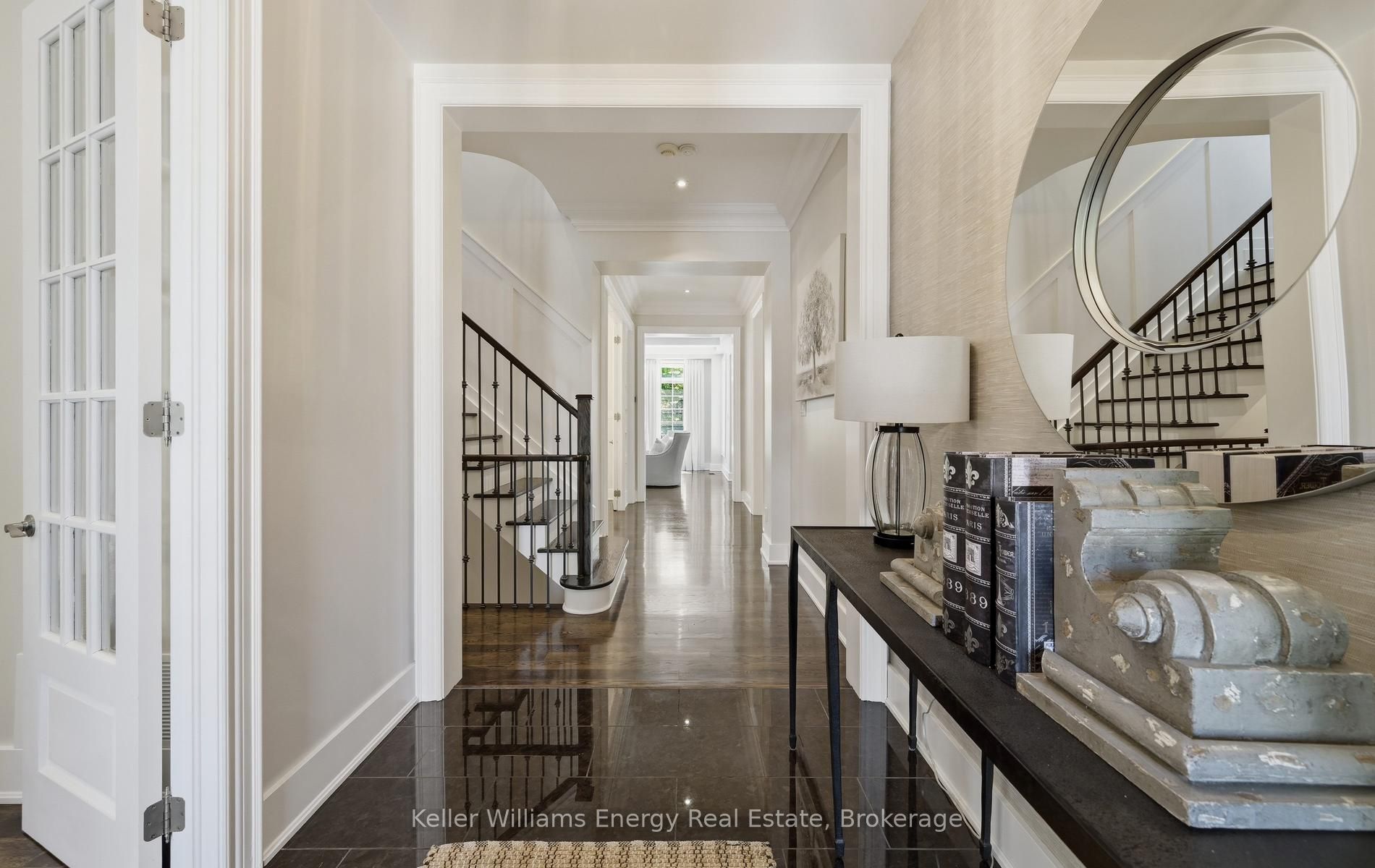 7 Woodington Court, Whitby, ON L1M 0C6 photo 2