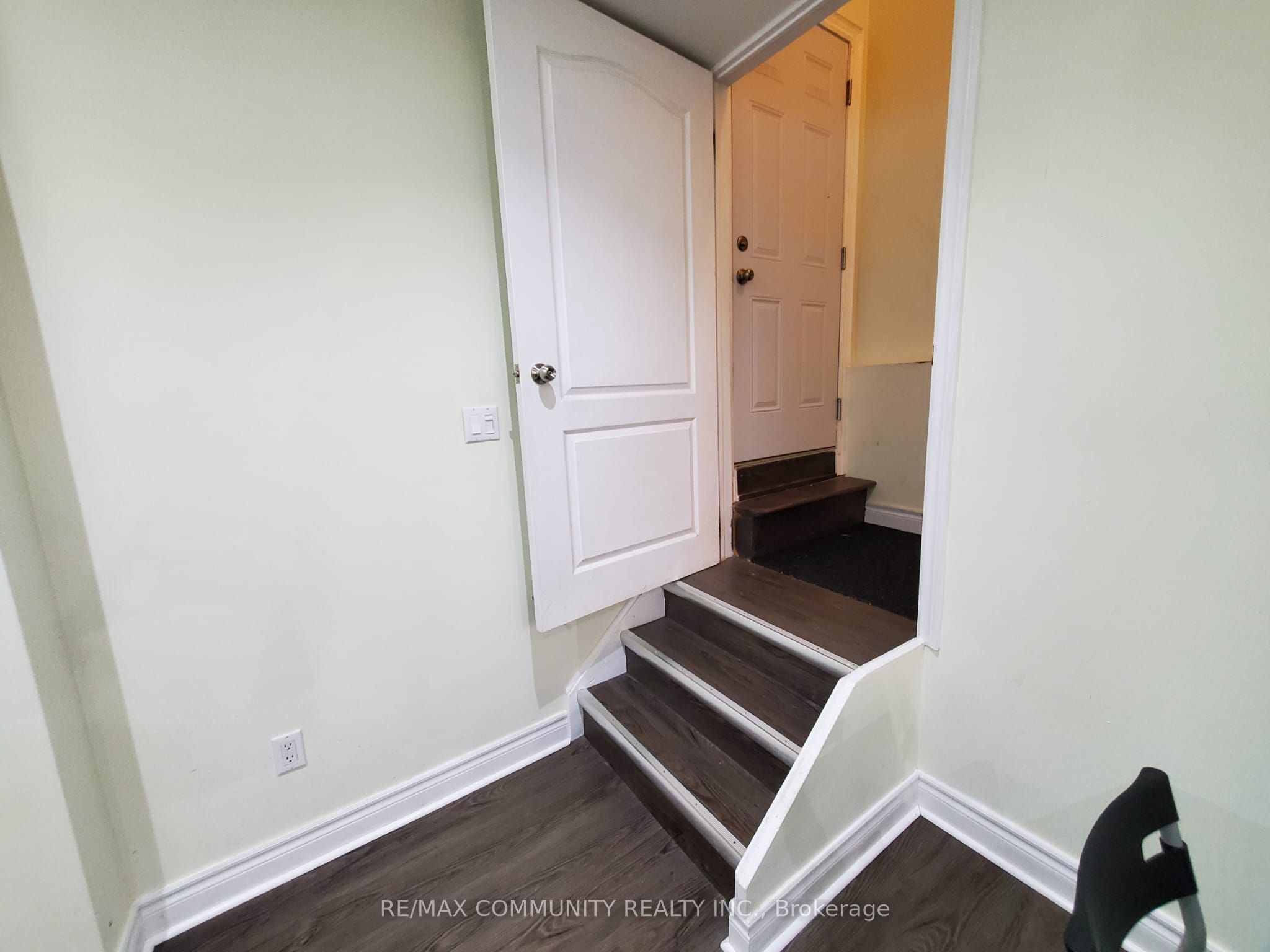 4 Elliottglen Drive Basement, Ajax, ON L1Z 0C1 photo 3
