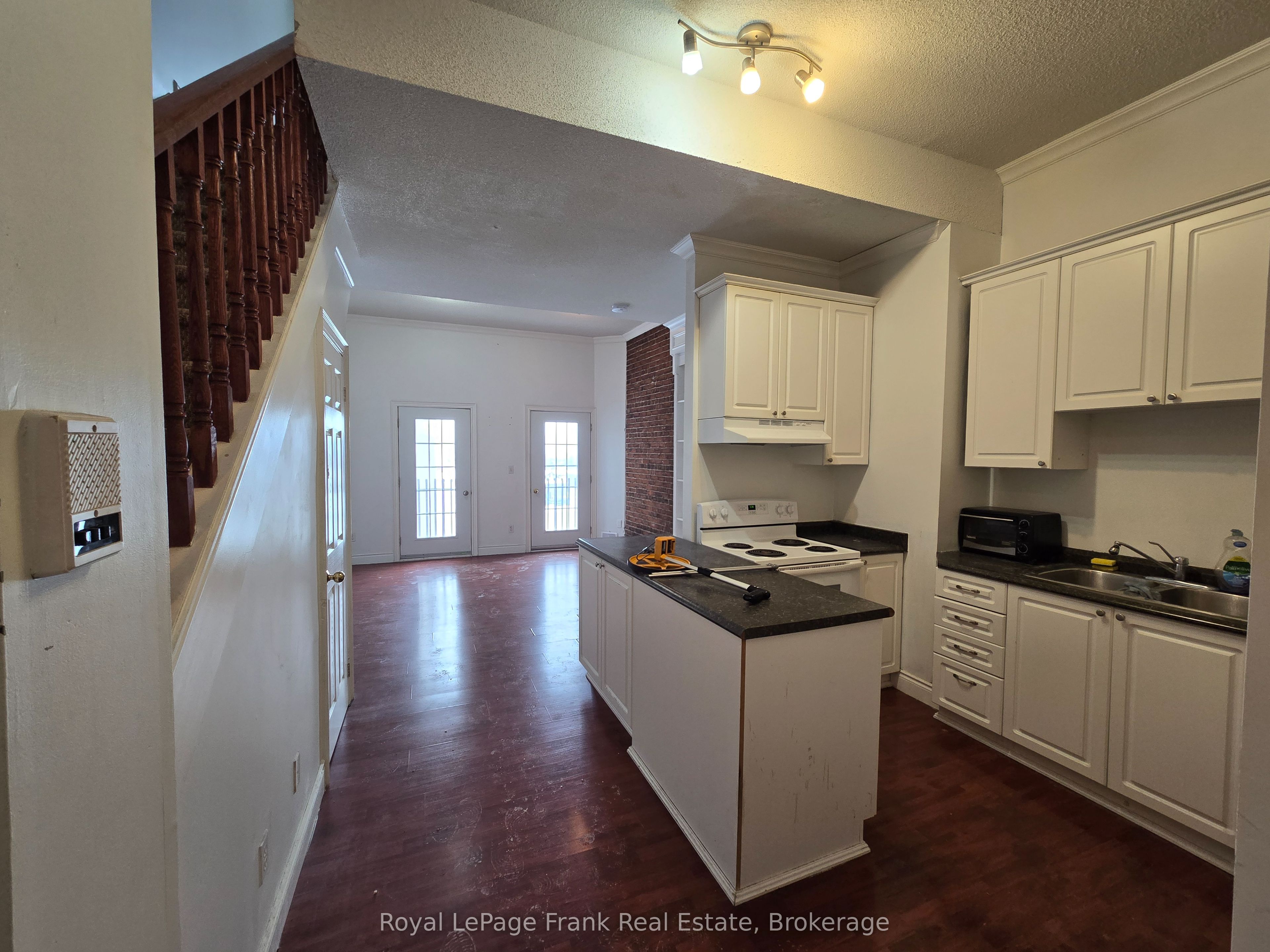 54 King Street E 205, Clarington, ON L1C 1N3