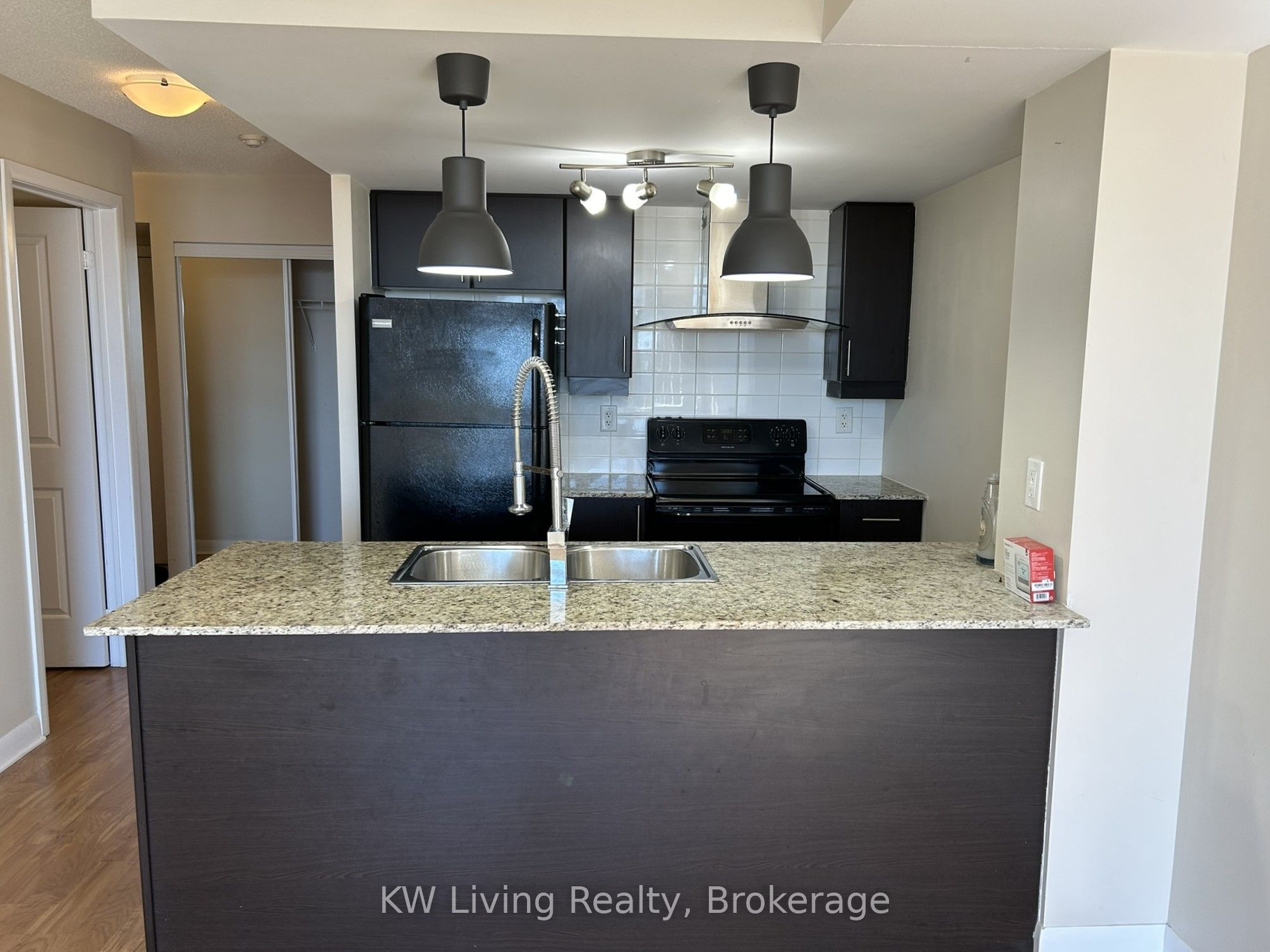 190 Borough Drive 907, Toronto, ON M1P 0B6 photo 5