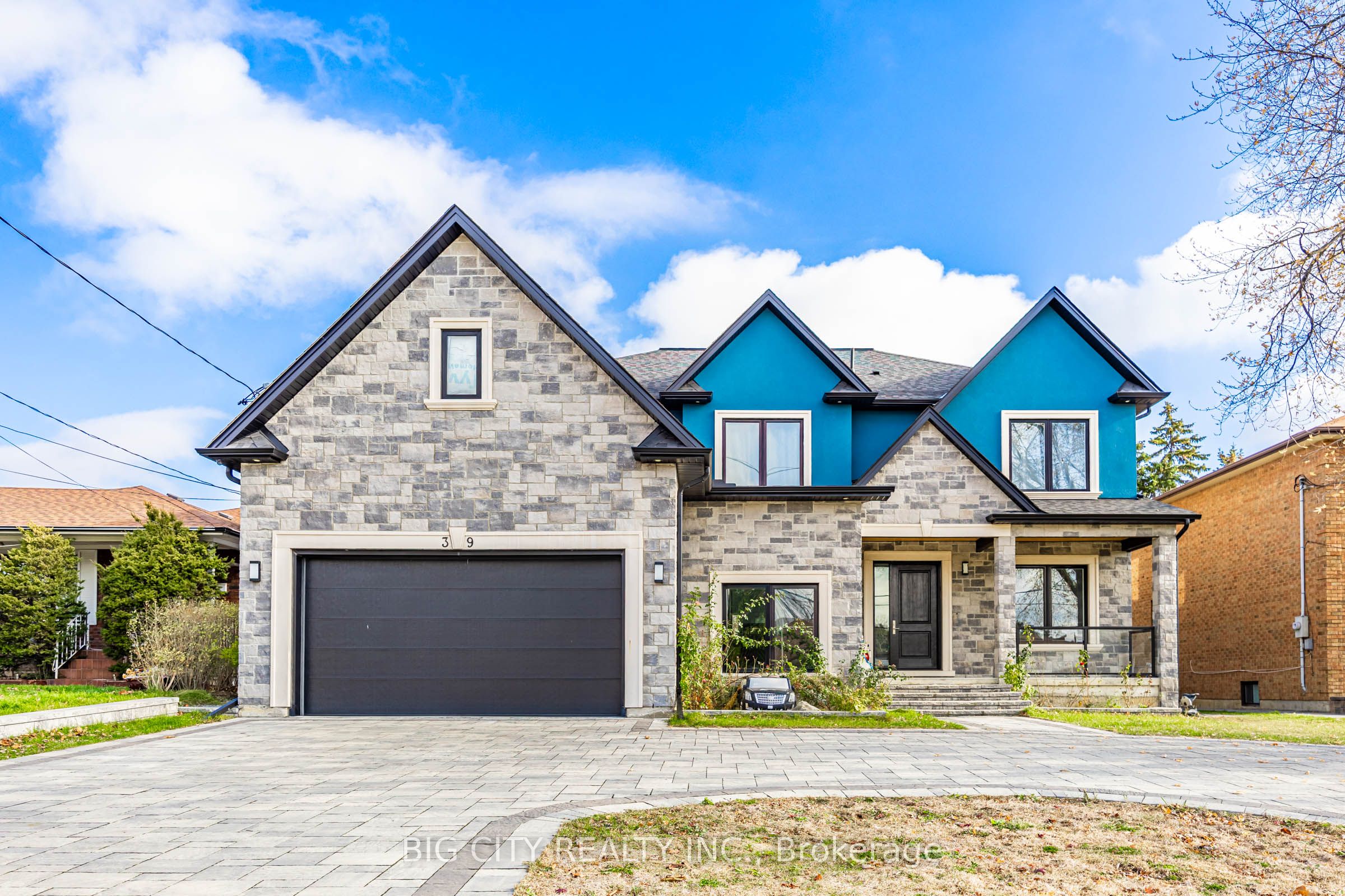 39 Aragon Avenue Unit B, Toronto, ON M1T 1X8