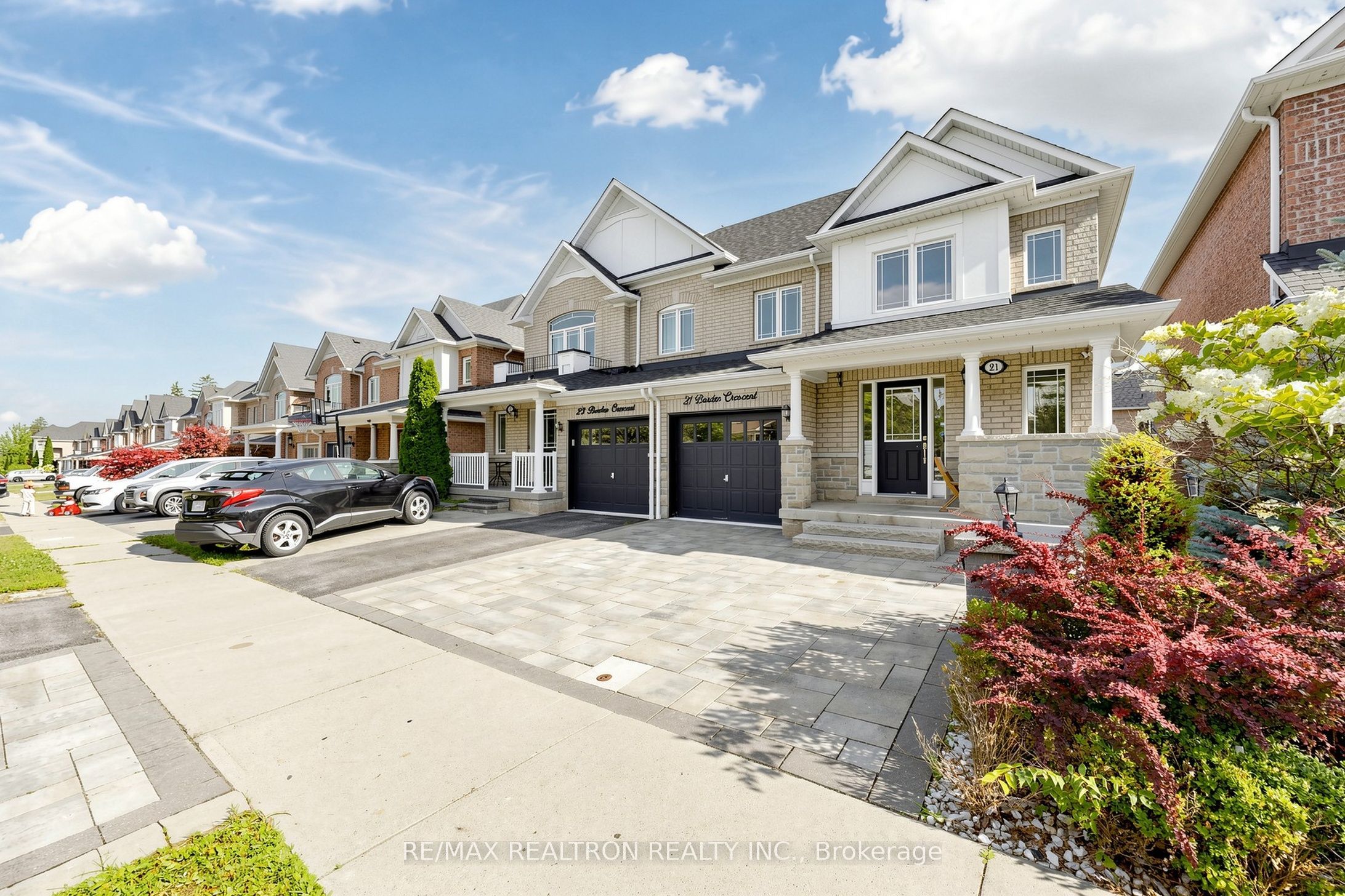 21 Barden Crescent, Ajax, ON L1Z 2A8 photo 3