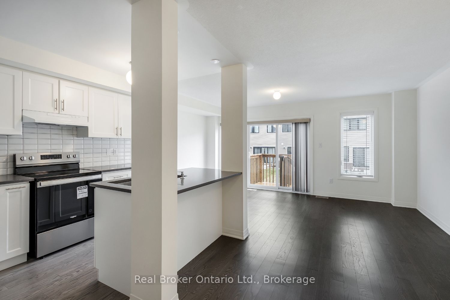 79 Caspian Square 267, Clarington, ON K2V 0R3 photo 5