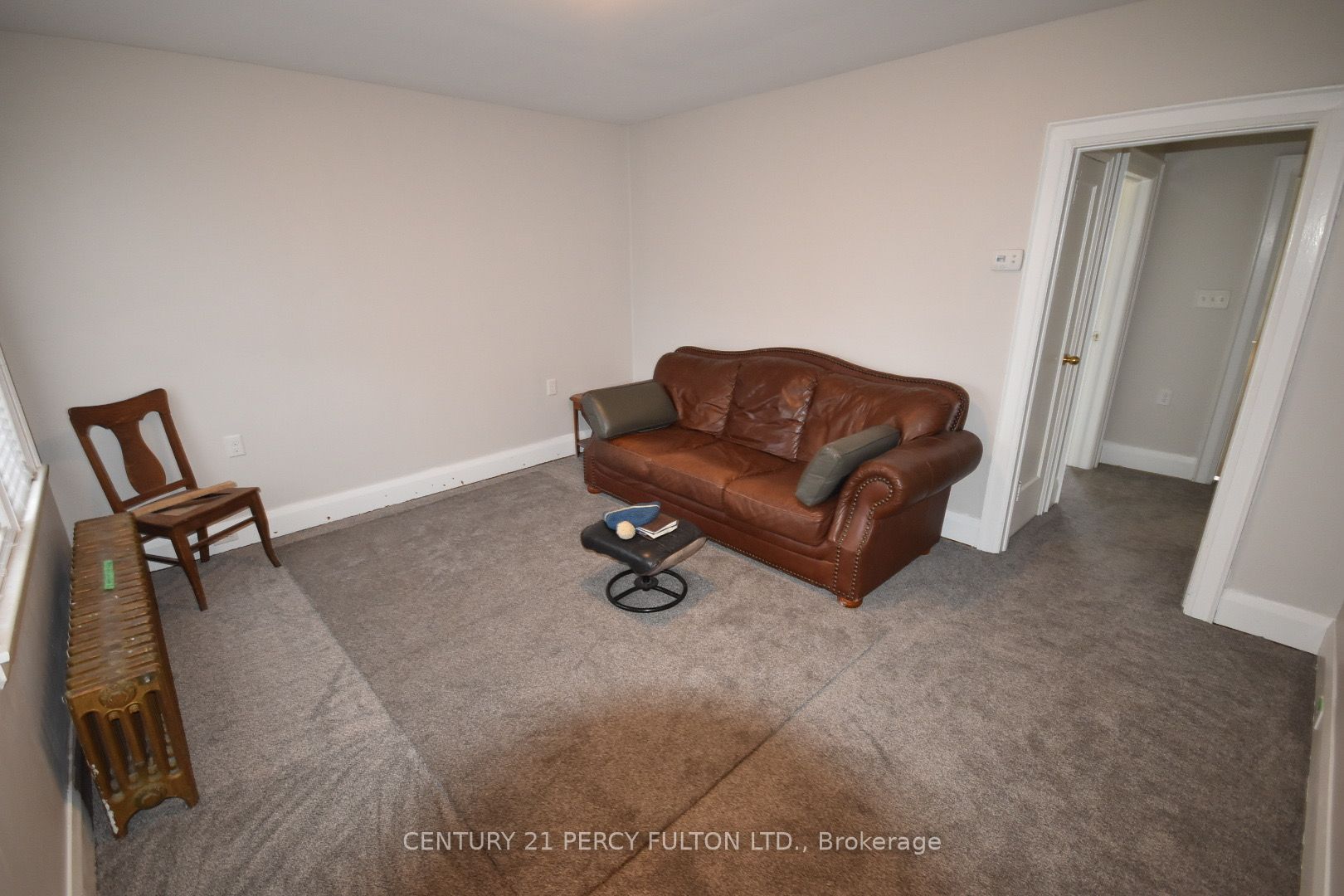 361 Bond Street E, Oshawa, ON L1G 1B6 photo 4