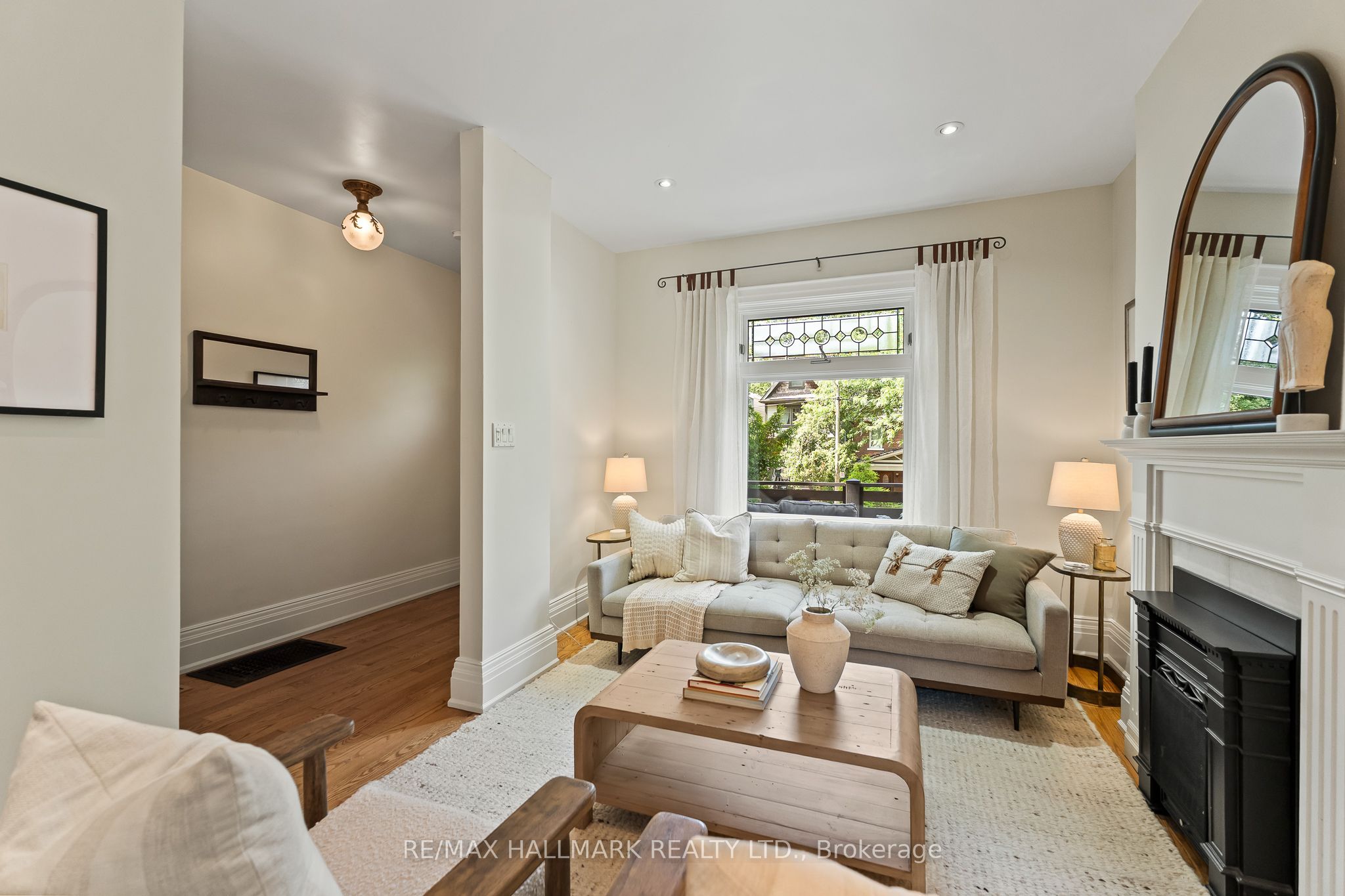 227 Waverley Road, Toronto, ON M4L 3T4 photo 3