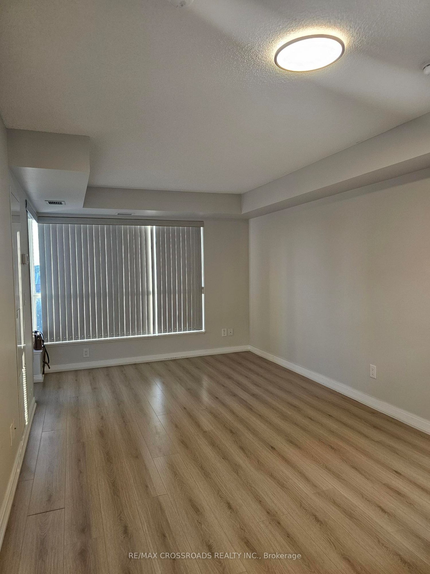 151 Village Green Square 506, Toronto, ON M1S 0K5 photo 5