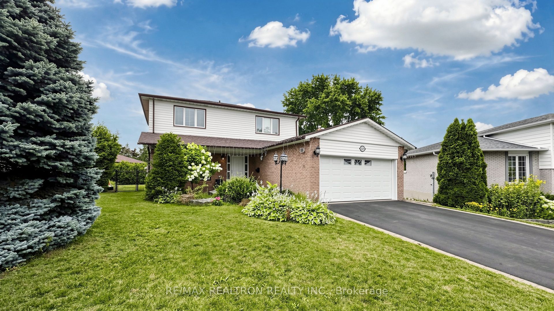 349 Siena Court, Oshawa, ON L1J 6V5 photo 3