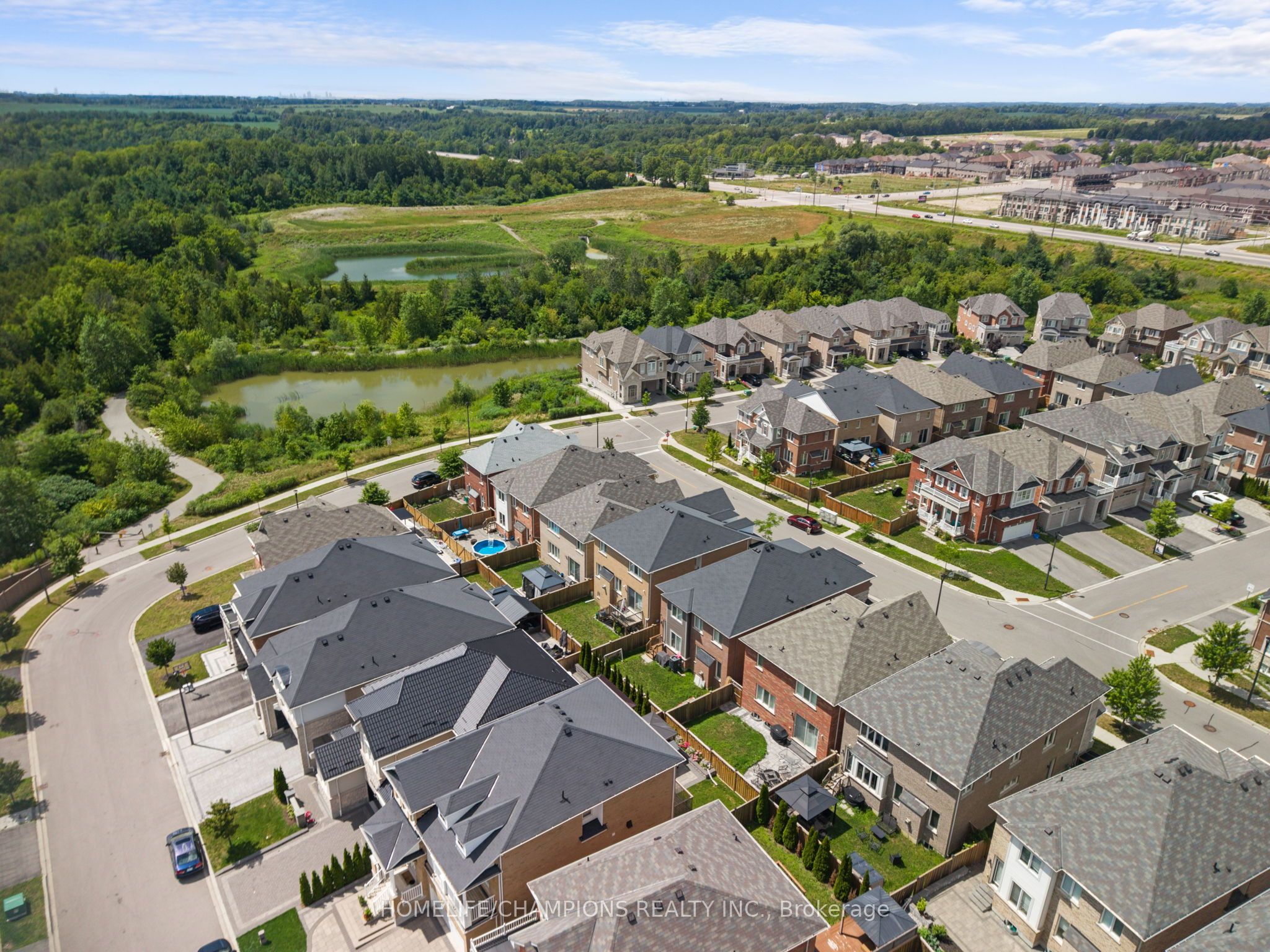 993 Dragonfly Avenue, Pickering, ON L1X 0E9 photo 5
