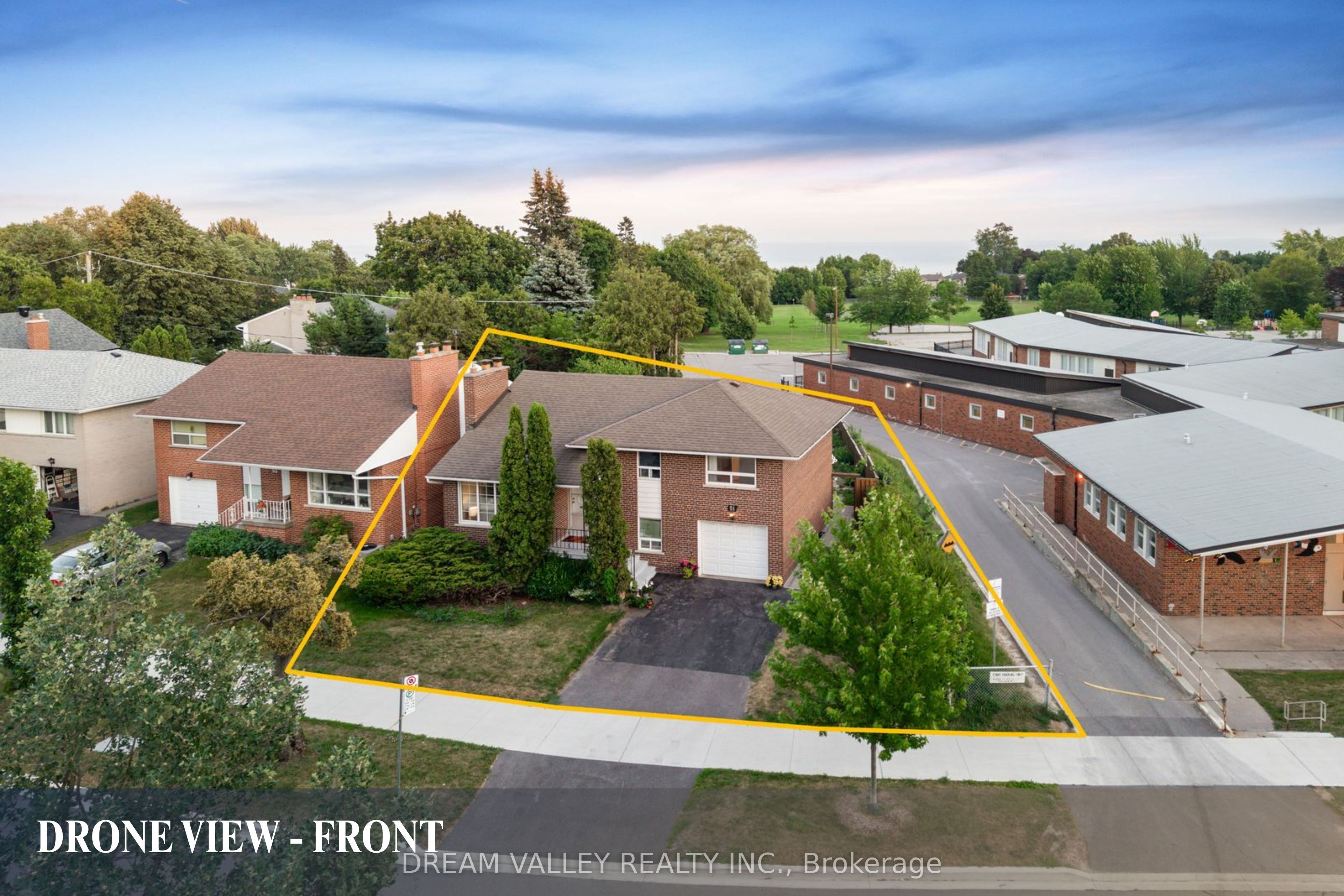 51 Sloley Road, Toronto, ON M1M 1C7 photo 3