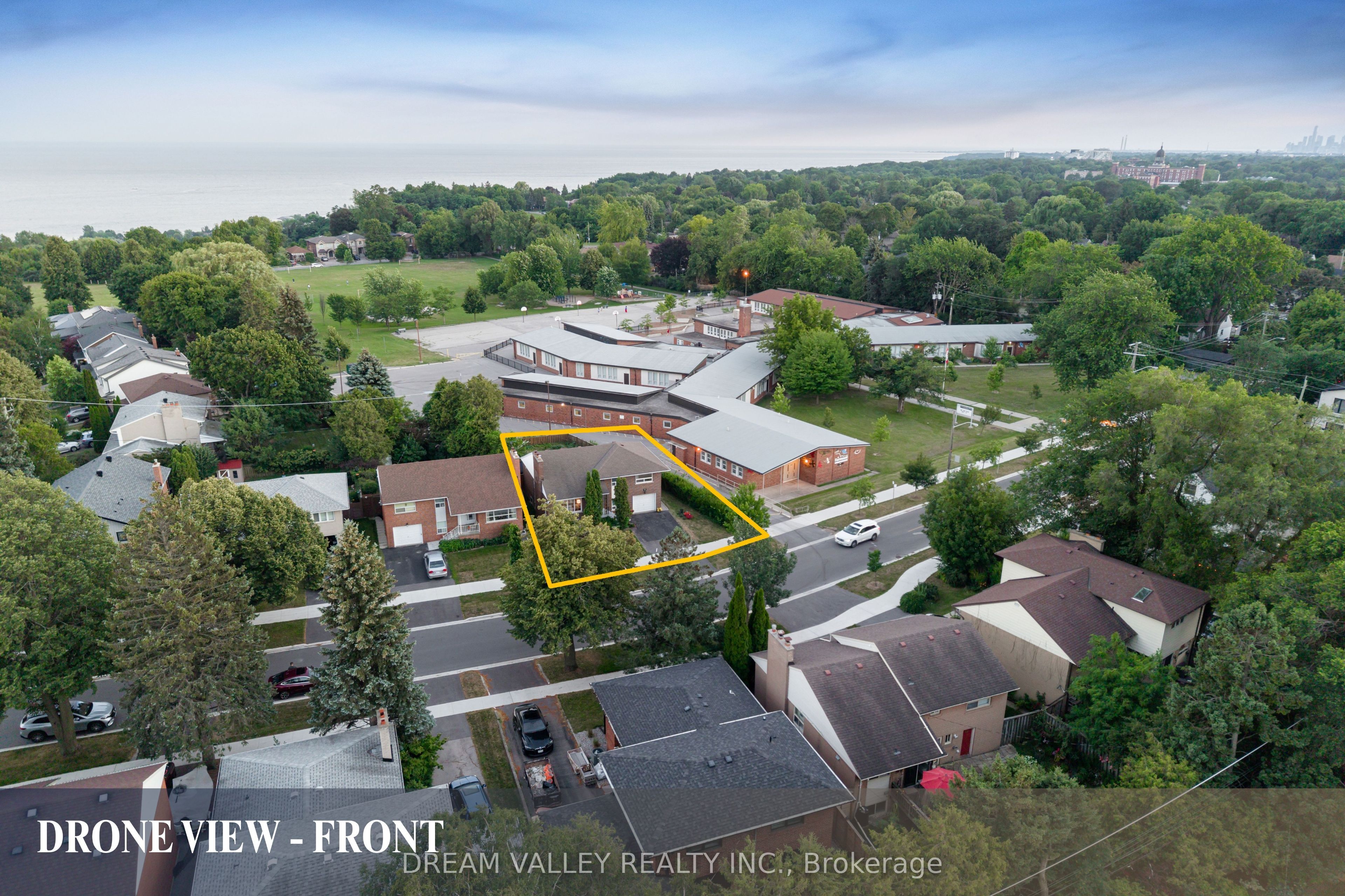 51 Sloley Road, Toronto, ON M1M 1C7 photo 4