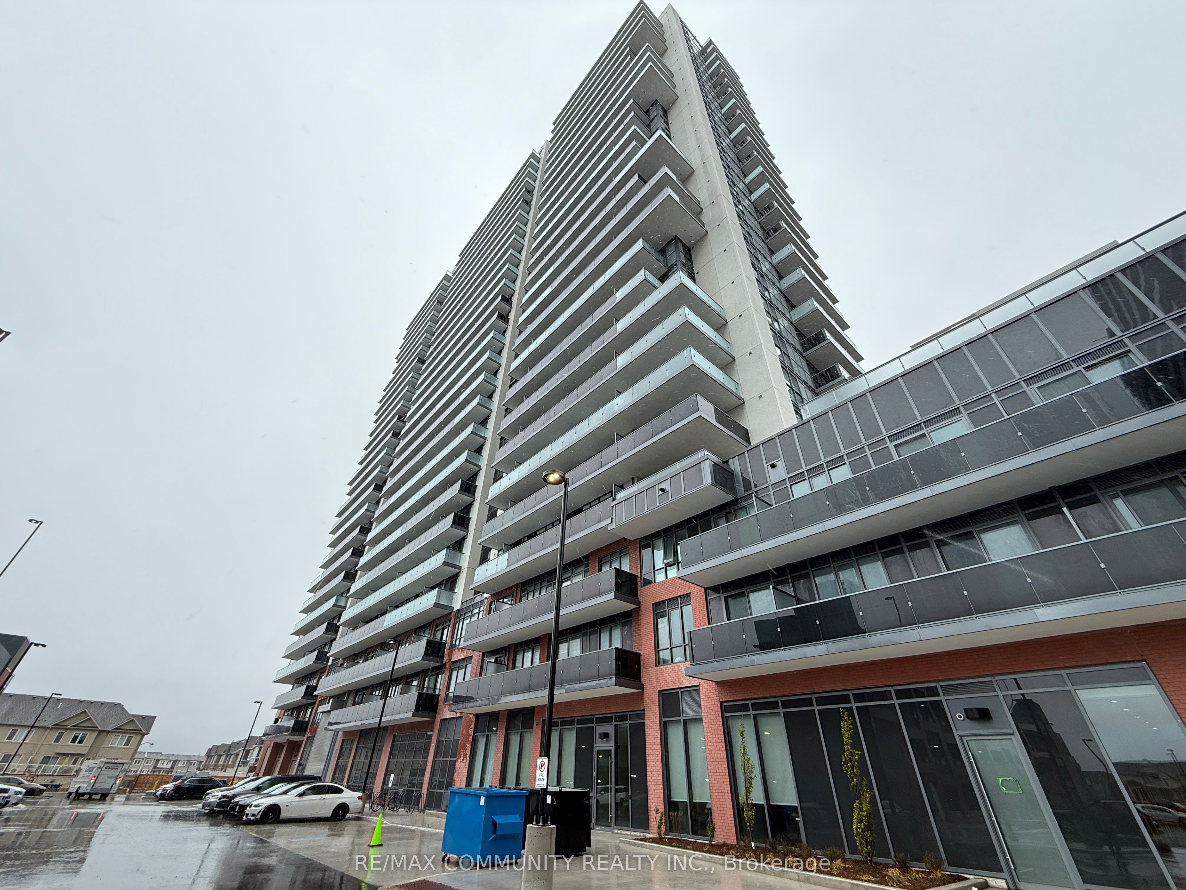 2545 Simcoe Street N 2611, Oshawa, ON L1L 0W3