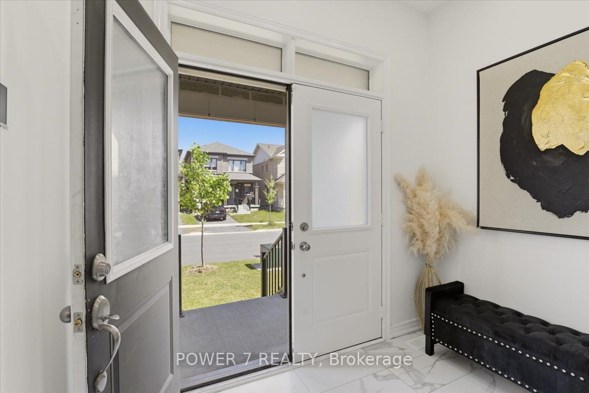 94 Conarty Crescent, Whitby, ON L1P 0L4 photo 2