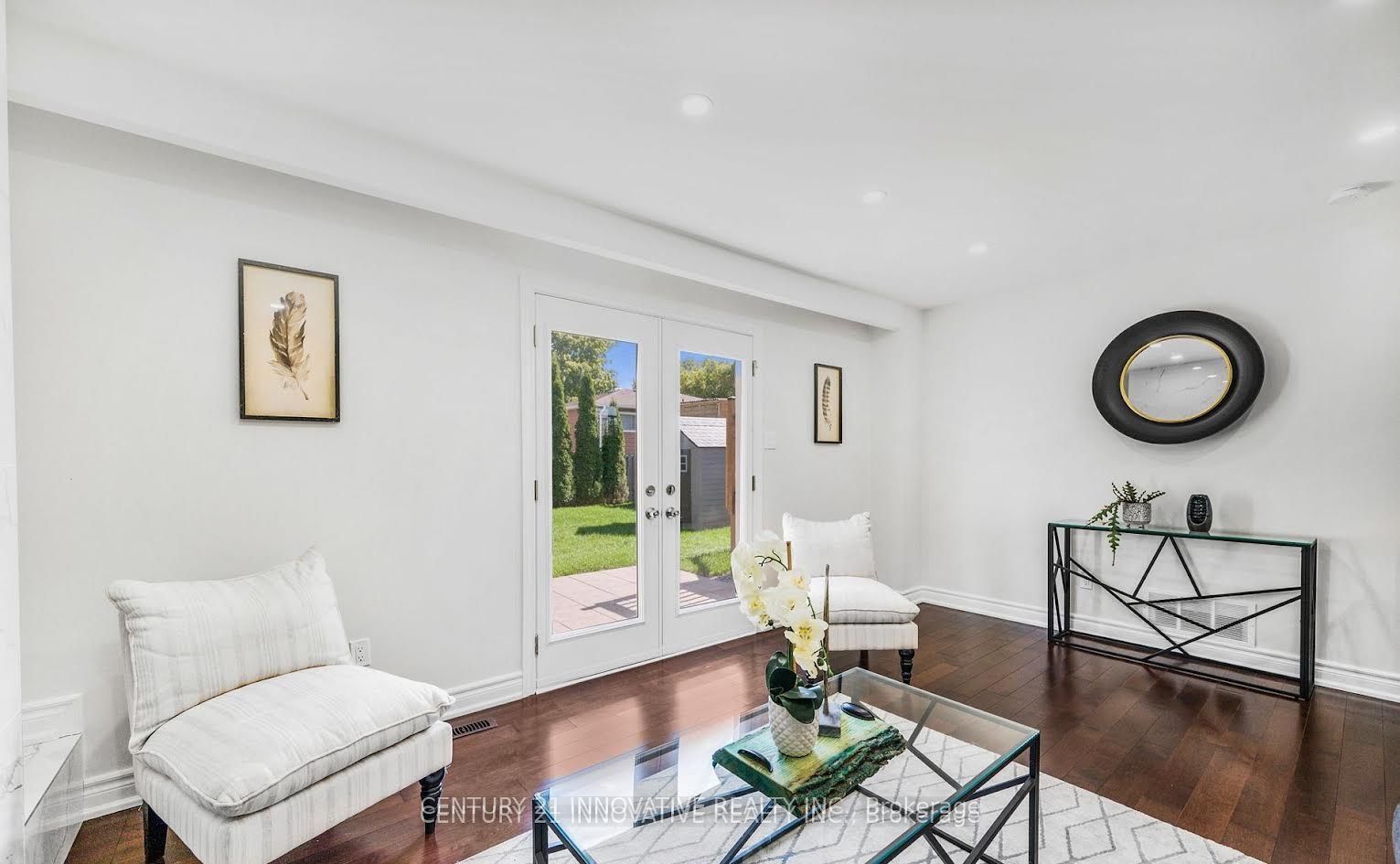 17 Chopin Court, Whitby, ON L1N 6C5 photo 4