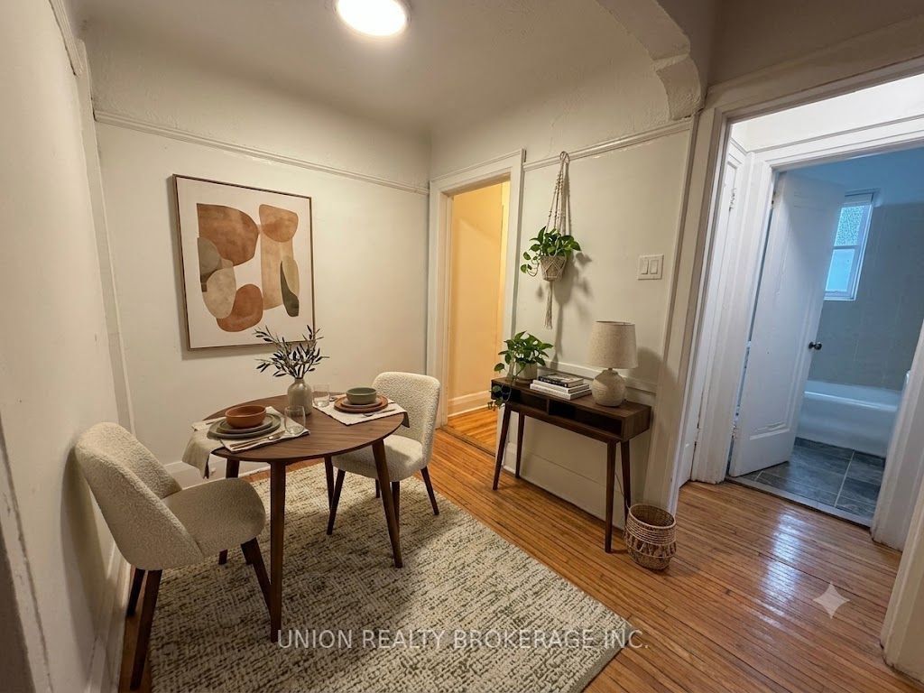84 Willow Avenue, Toronto, ON M4E 3K2 photo 3