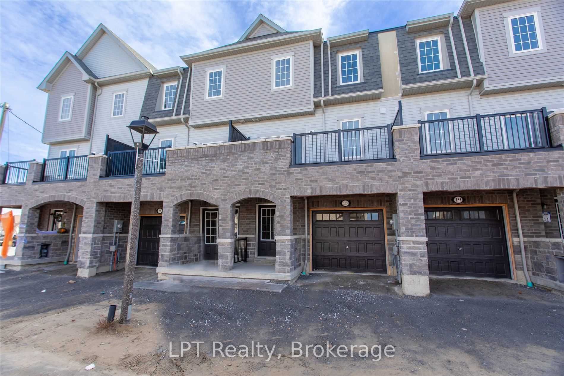 15 Honey Crisp Lane, Clarington, ON L1C 7H7