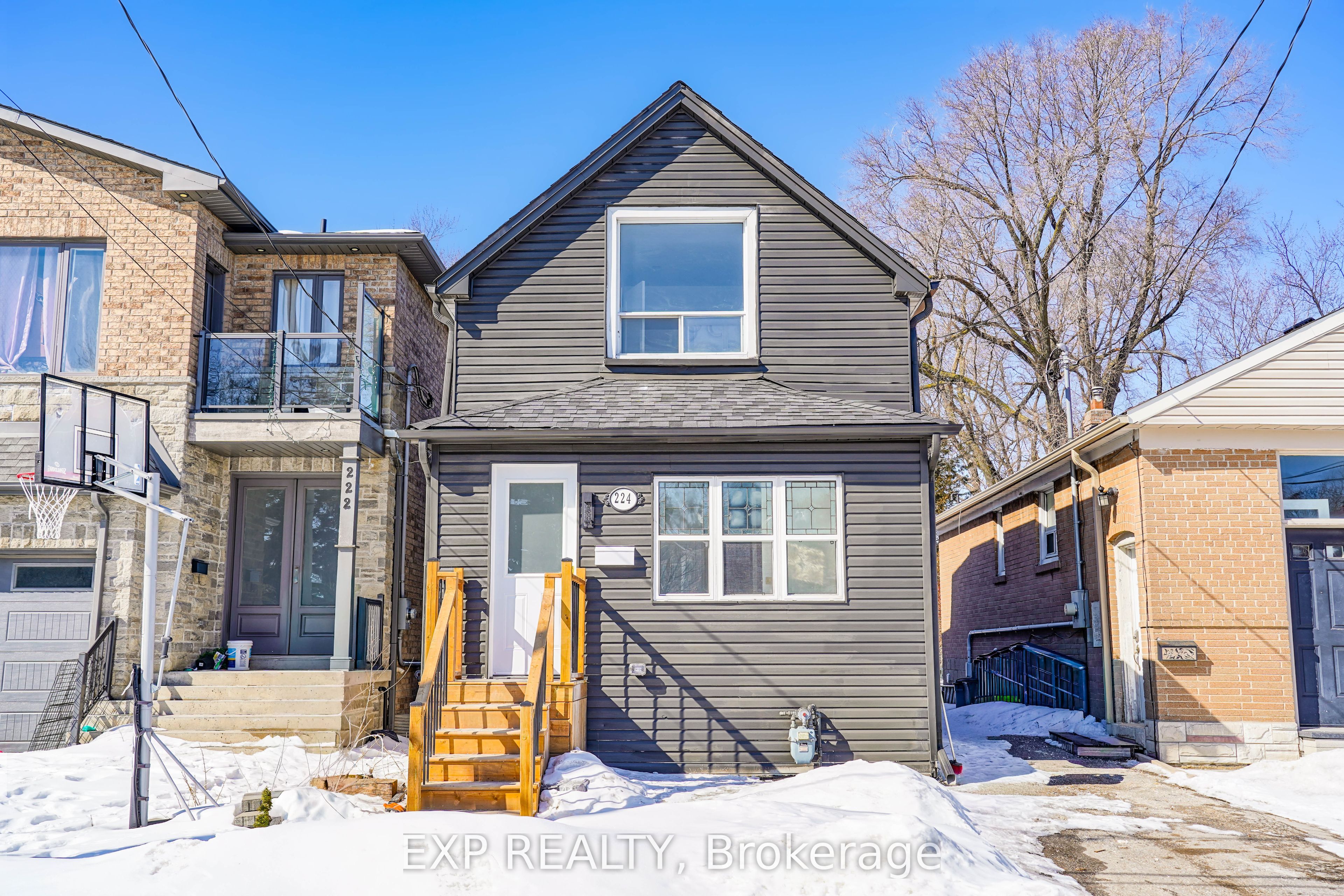 224 Aylesworth Avenue, Toronto, ON M1N 2J6 photo 2