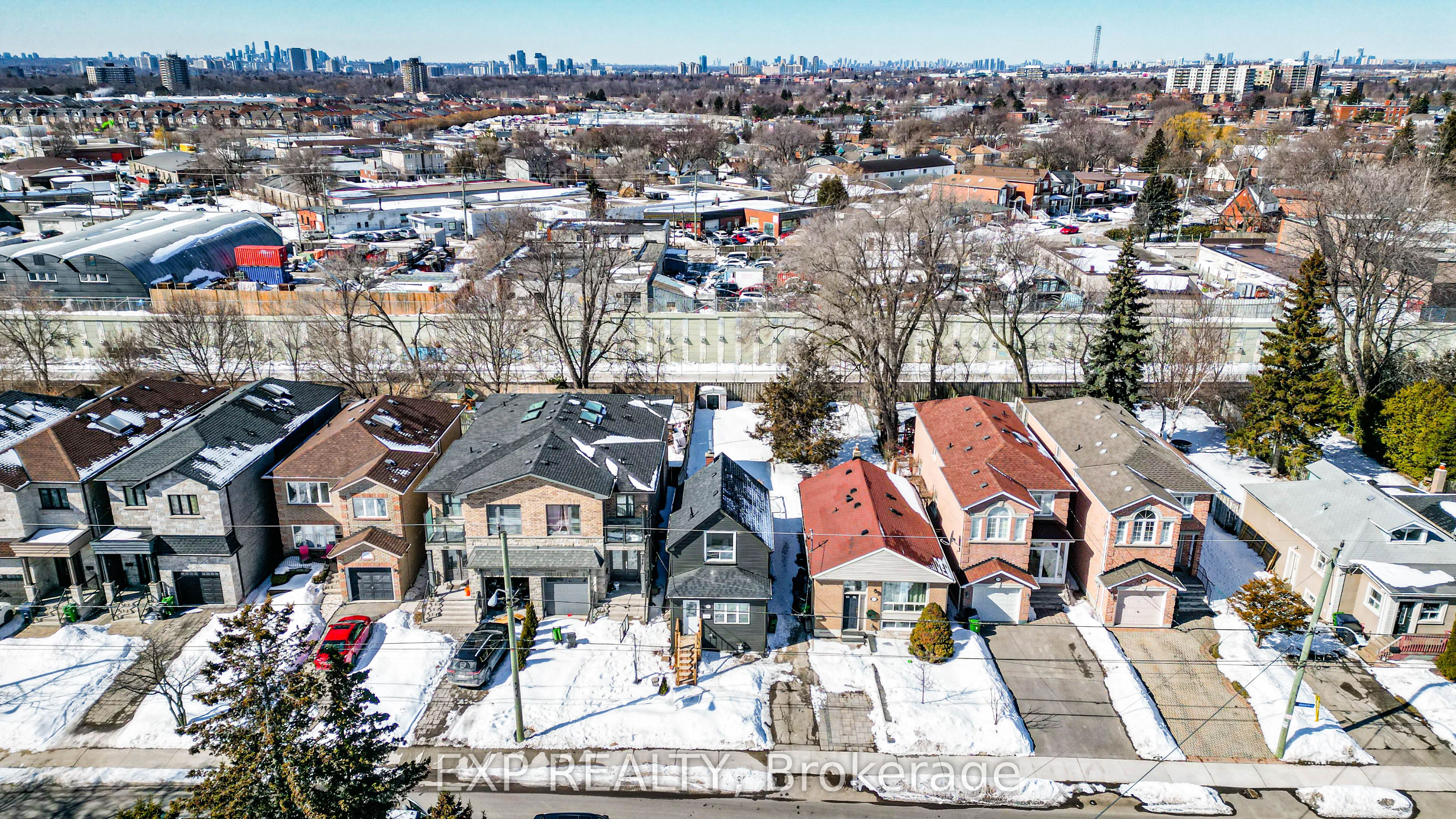224 Aylesworth Avenue, Toronto, ON M1N 2J6 photo 4
