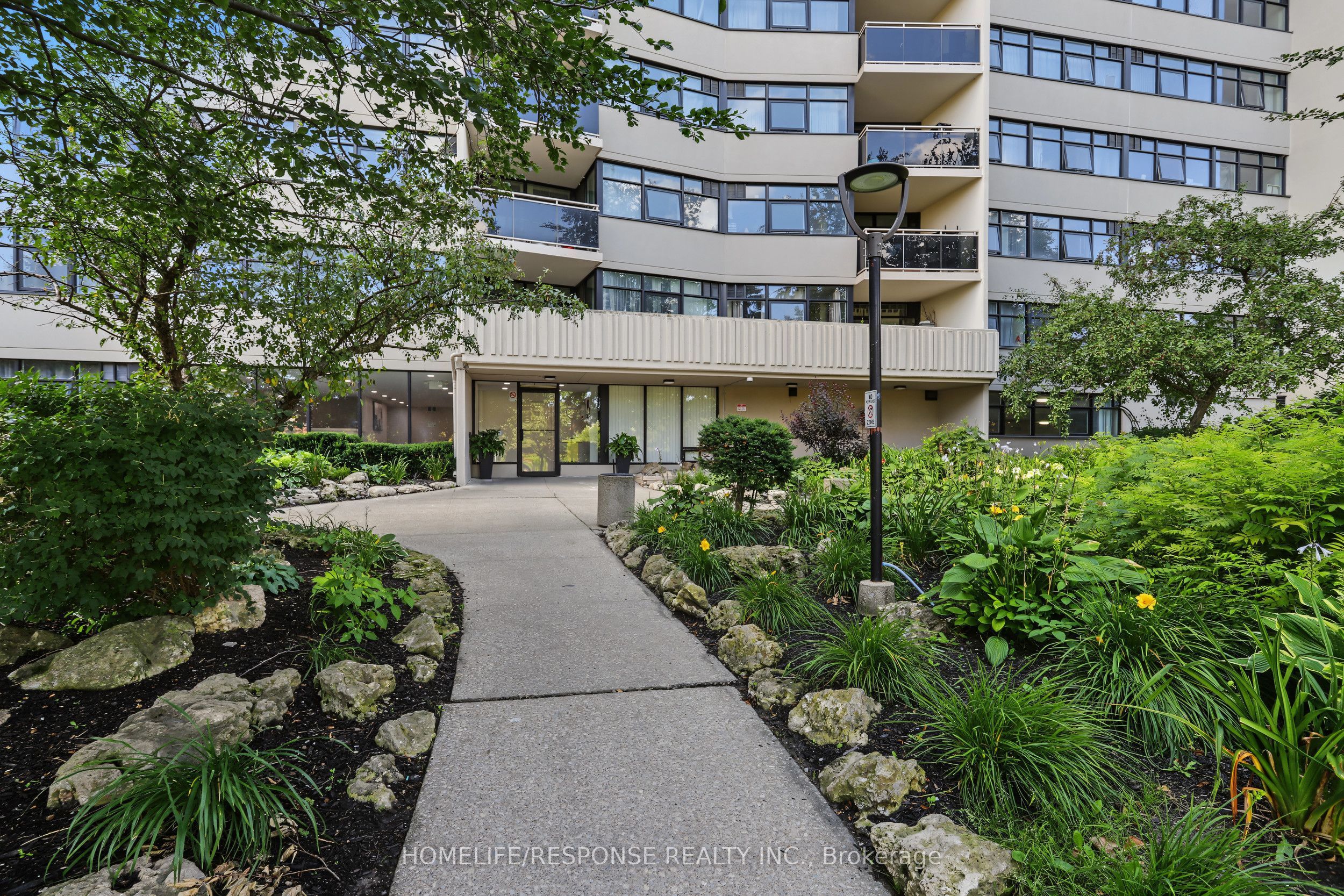 100 ECHO POINT 1801, Toronto, ON M1W 2V2 photo 3