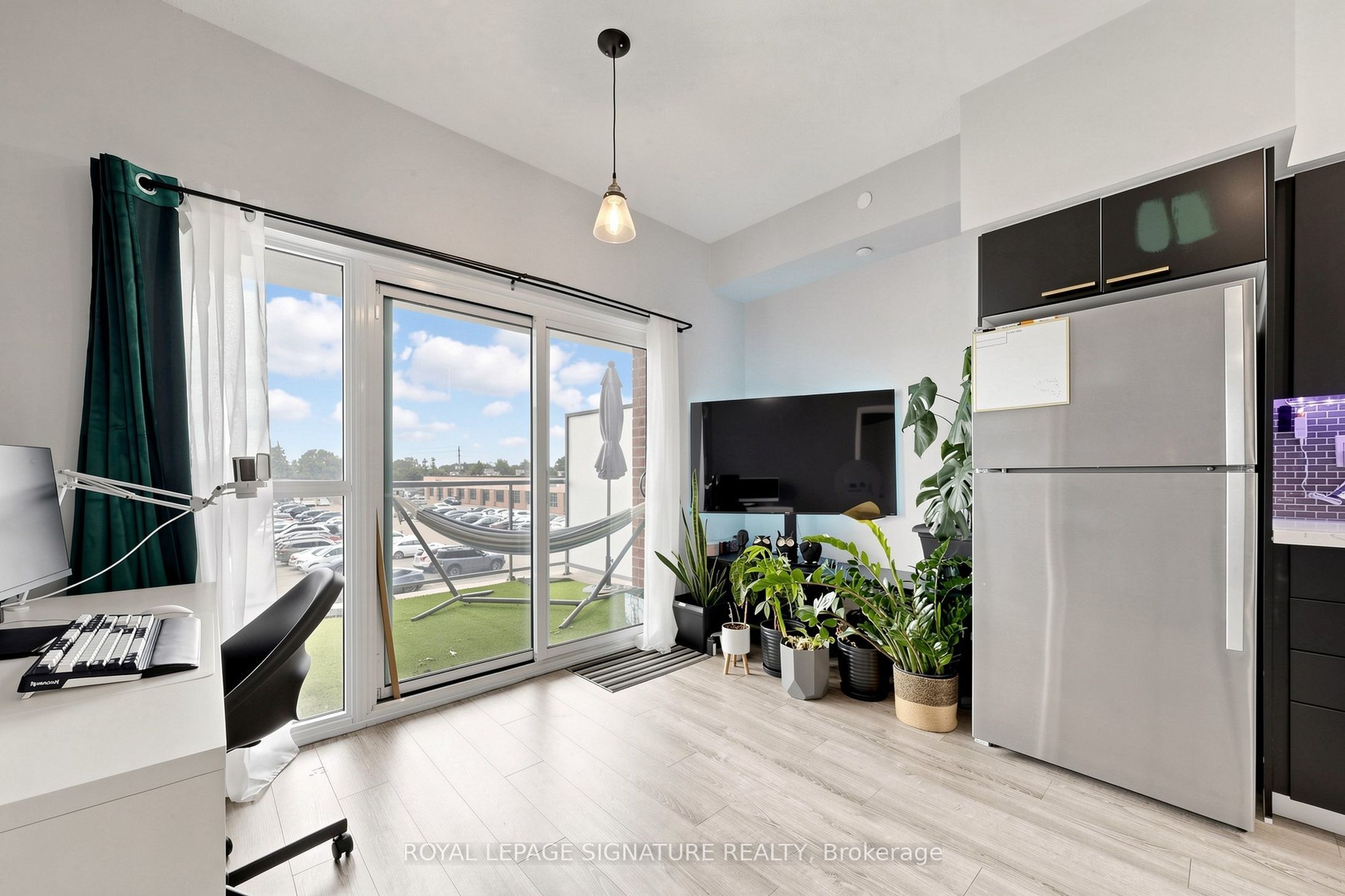 2150 Lawrence Avenue E 208, Toronto, ON M1R 3A7 photo 4