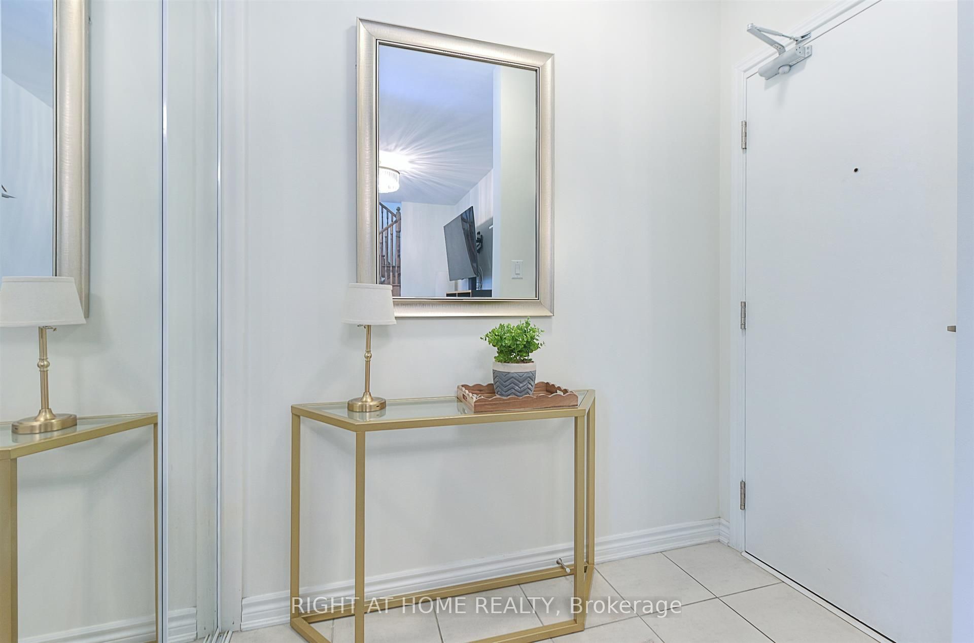 1148 Dragonfly Ave Avenue 403, Pickering, ON L1X 0H5 photo 4