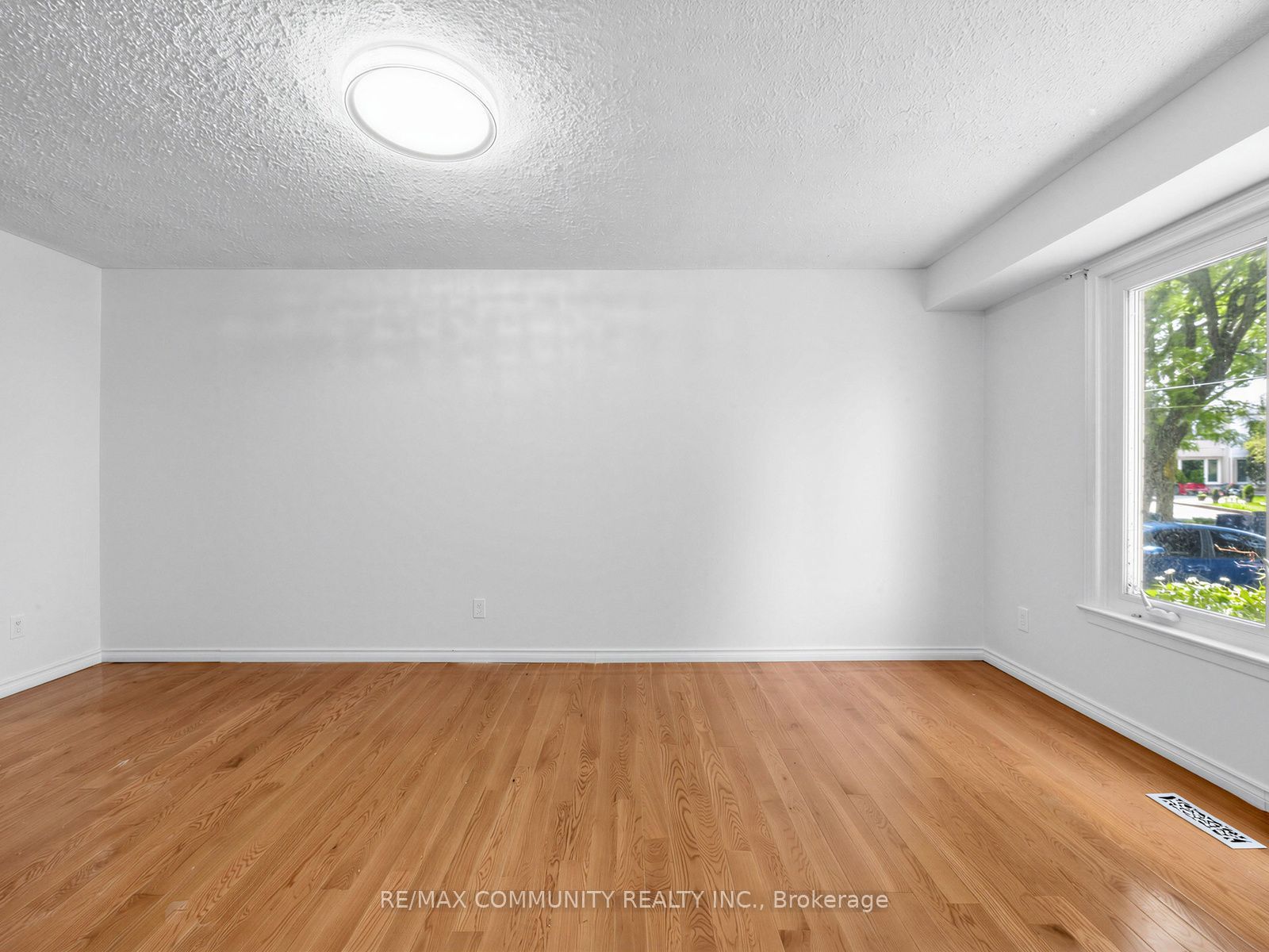37 Tinbury Place, Toronto, ON M1B 1J7 photo 4
