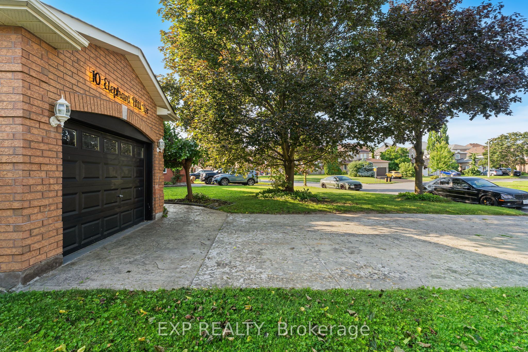 10 Elephant Hill Drive, Clarington, ON L1C 4M5 photo 4