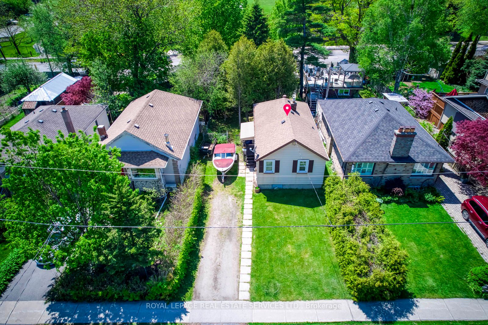 10 Thatcher Avenue, Toronto, ON M1M 2M2 photo 3