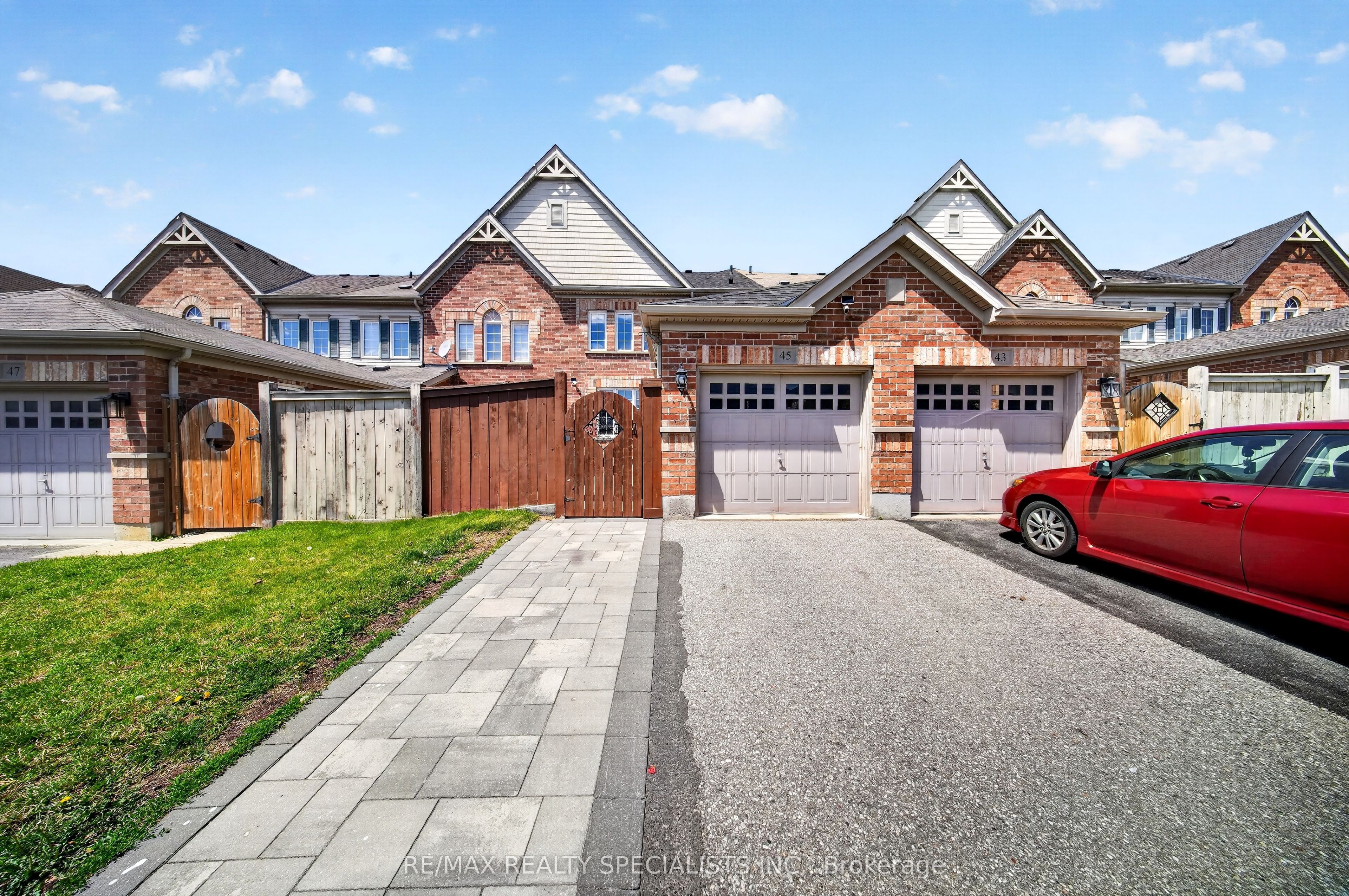 45 Warnford Circle, Ajax, ON L1T 0J7 photo 3