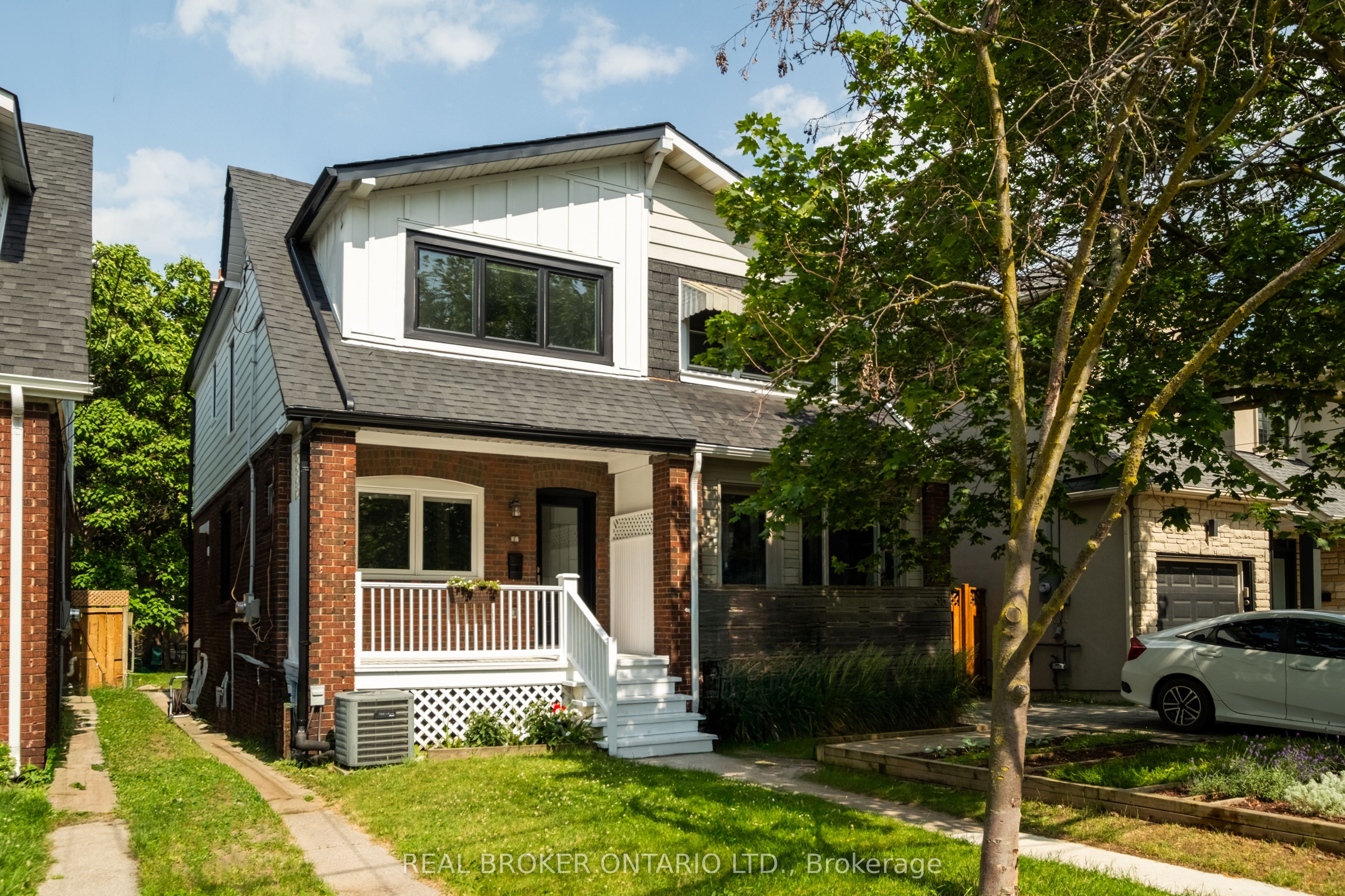 37 Gledhill Avenue, Toronto, ON M4C 5K7