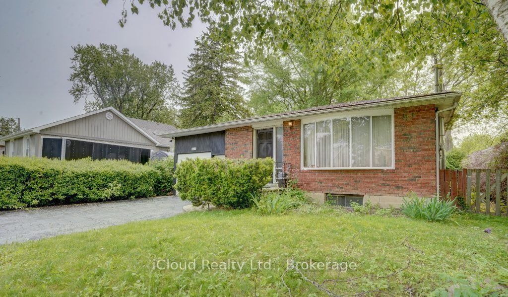 325 Dyson Road, Pickering, ON L1W 2N1 photo 3