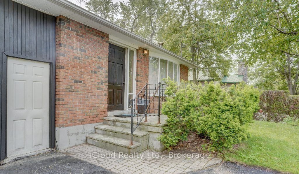 325 Dyson Road, Pickering, ON L1W 2N1 photo 4