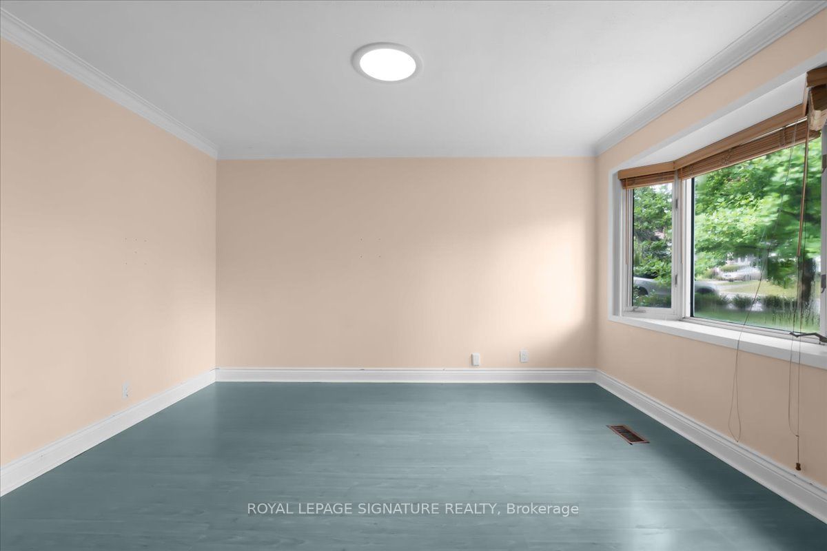 138 Gradwell Drive, Toronto, ON M1M 2N2 photo 3