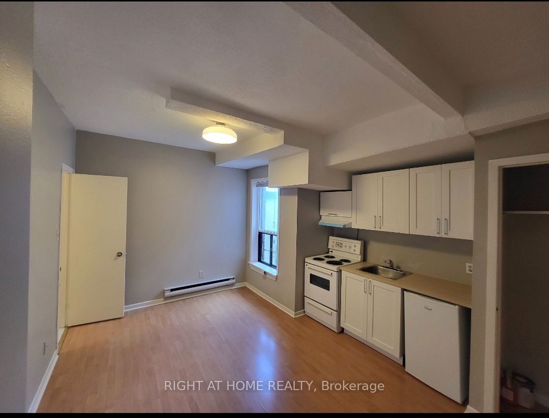 27 Hamilton Street #202, Toronto, ON M4M 2C6 photo 2