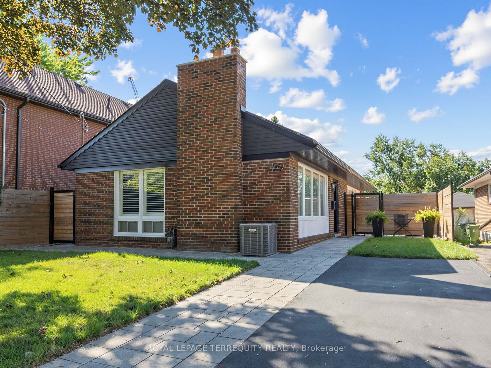 29 Sedgewick Crescent, Toronto, ON M1K 3T5 photo 3