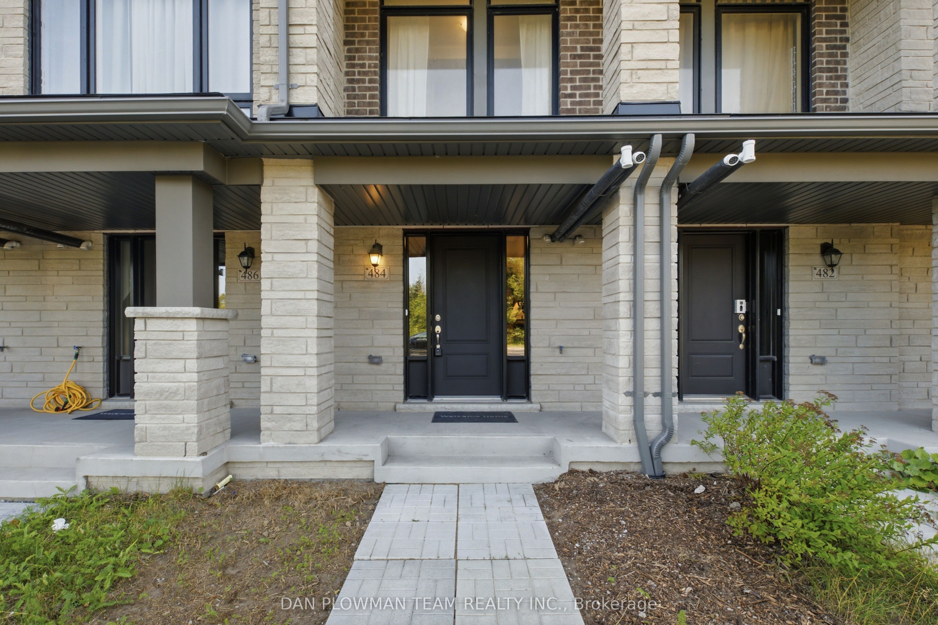 484 Salem Road S, Ajax, ON L1S 0G9