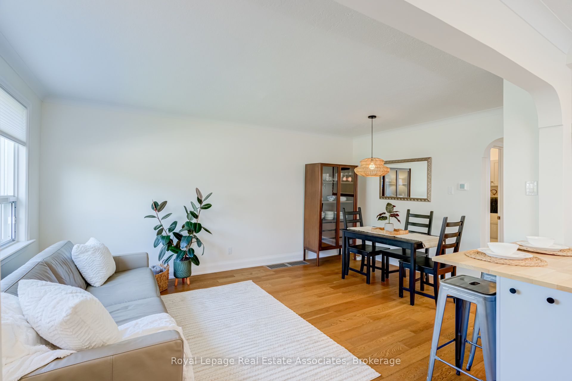 43 Heale Avenue, Toronto, ON M1N 3X6 photo 4