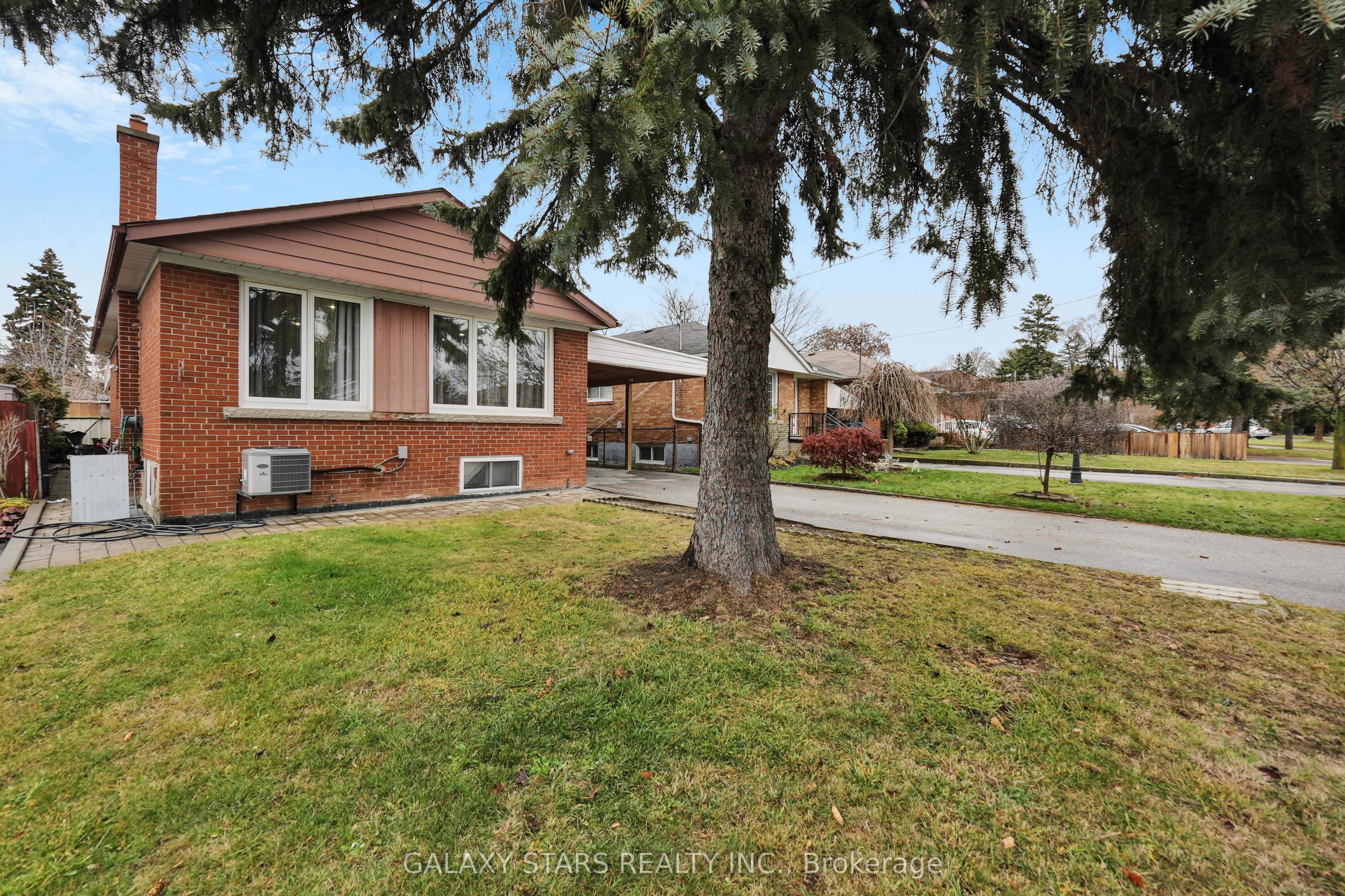 61 Gage Avenue, Toronto, ON M1J 1T7 photo 4