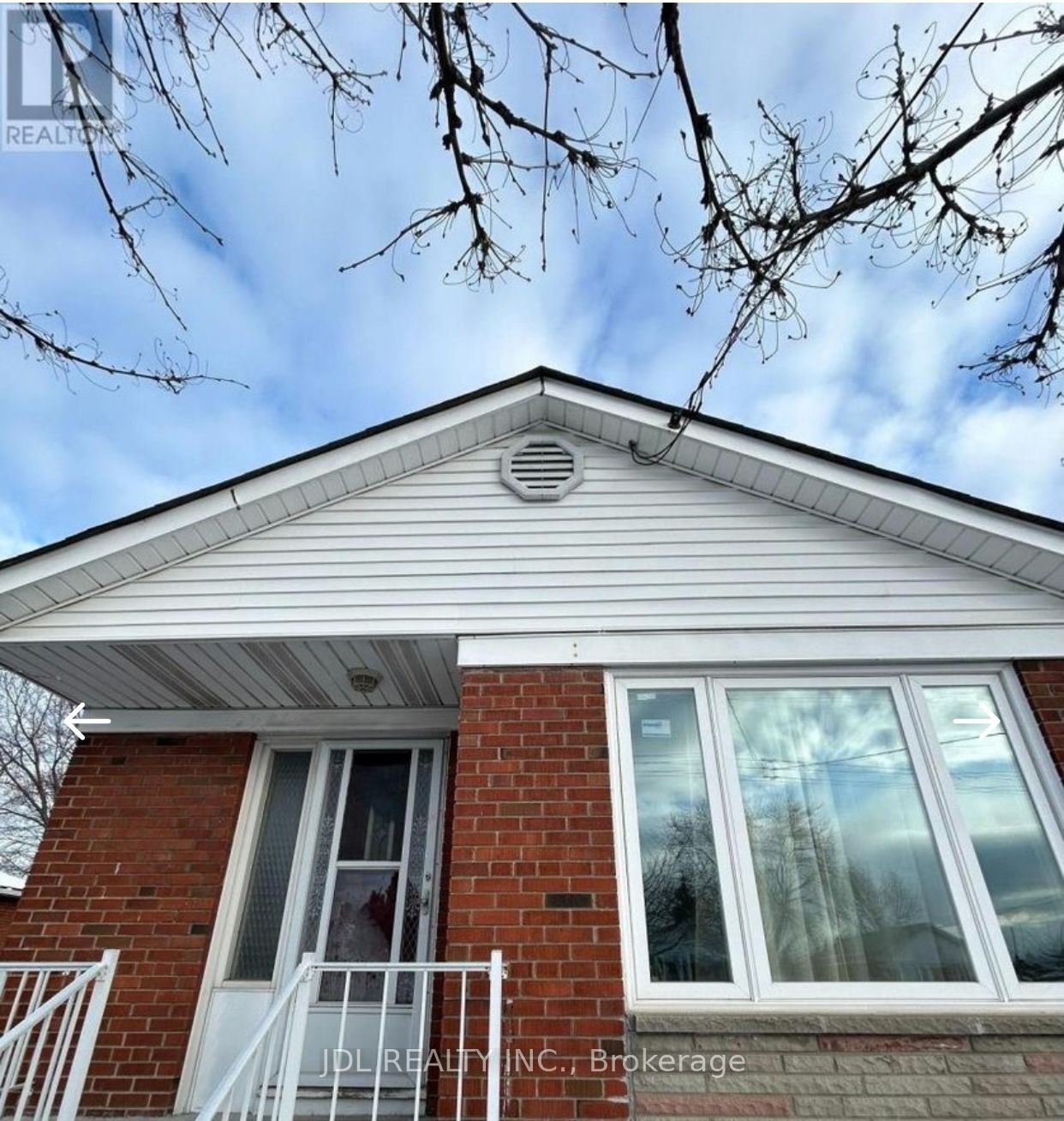 8 Highwood  Ave Avenue Three Bedrooms Main Floor, Toronto, ON M1R 2E4
